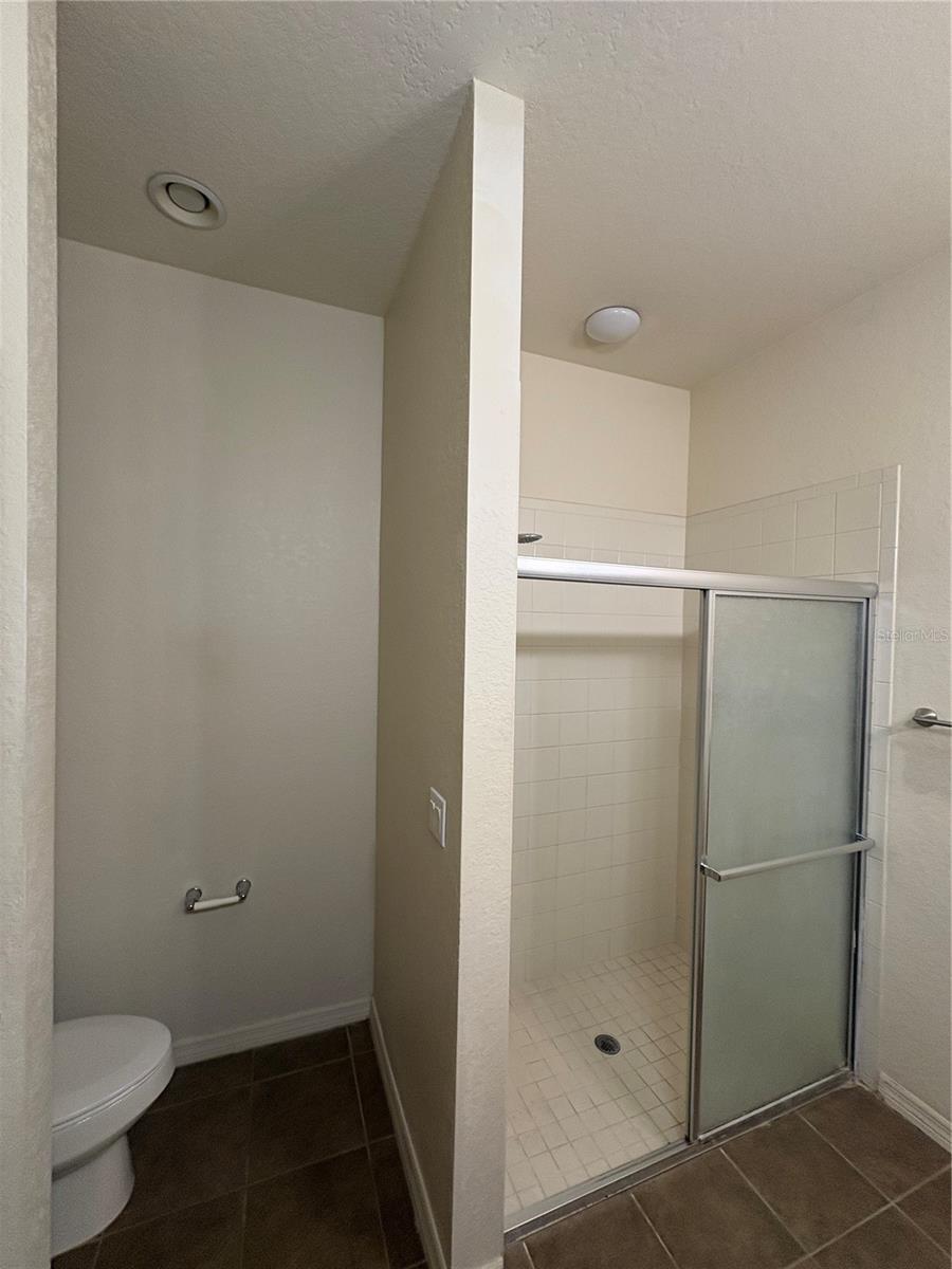 4628 1ST AVE E — photo 13