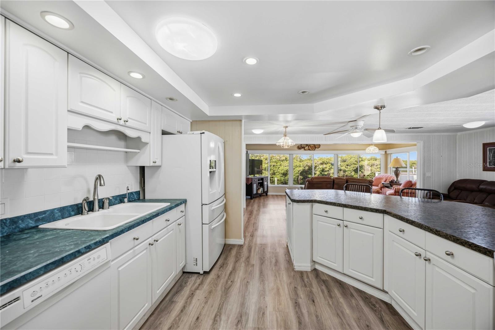 112 ISLAND POINT RD — photo 14