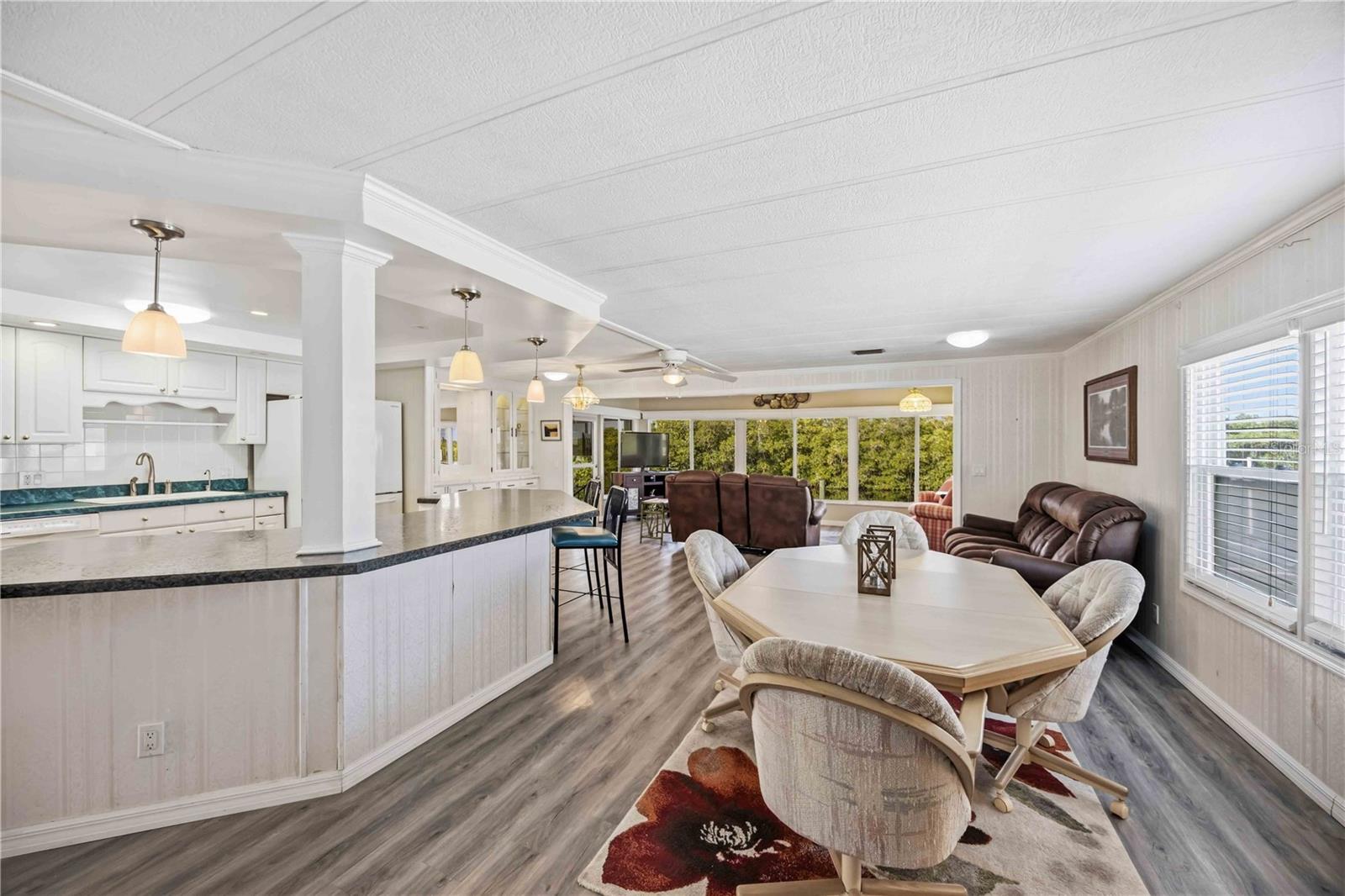 112 ISLAND POINT RD — photo 10