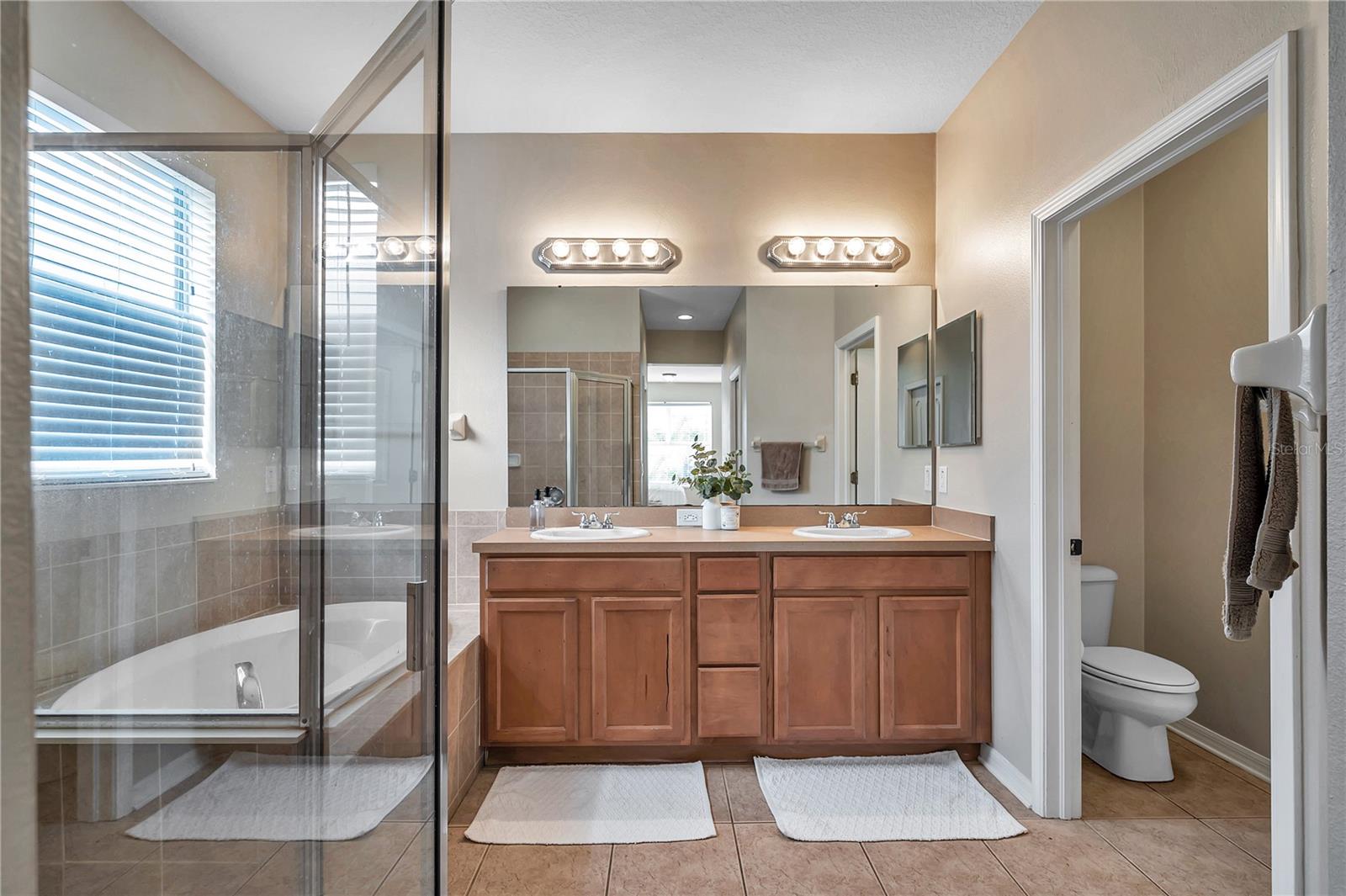 402 HALIFAX BAY CT — photo 46