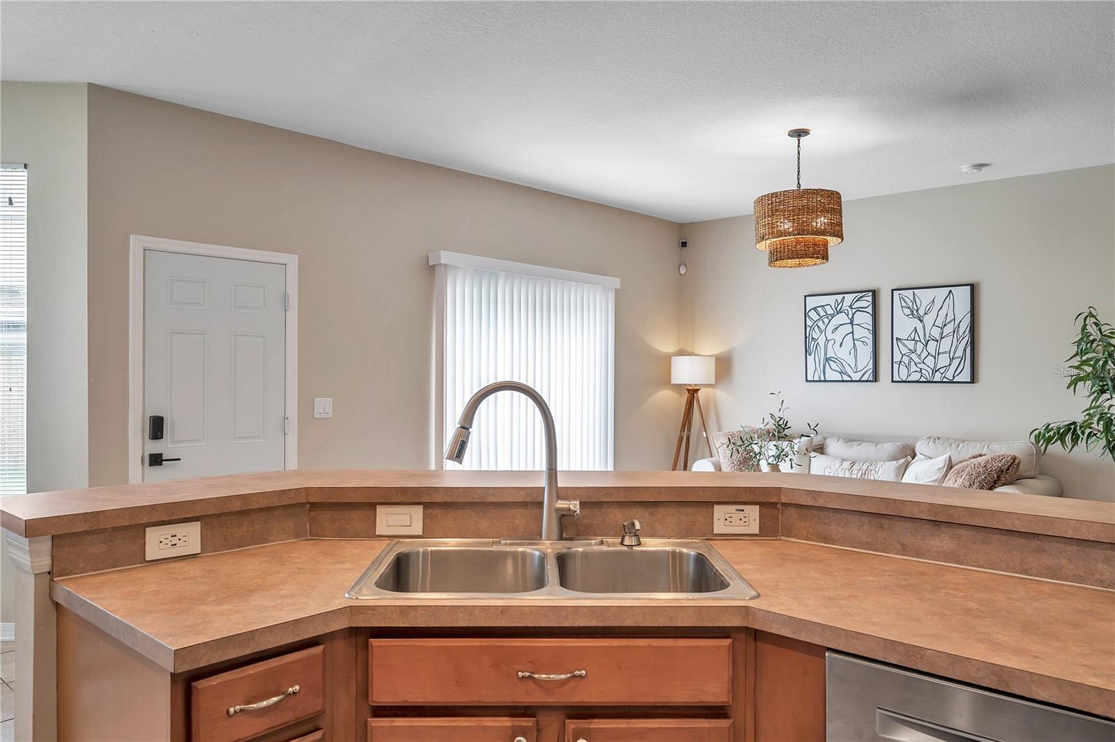 402 HALIFAX BAY CT — photo 36