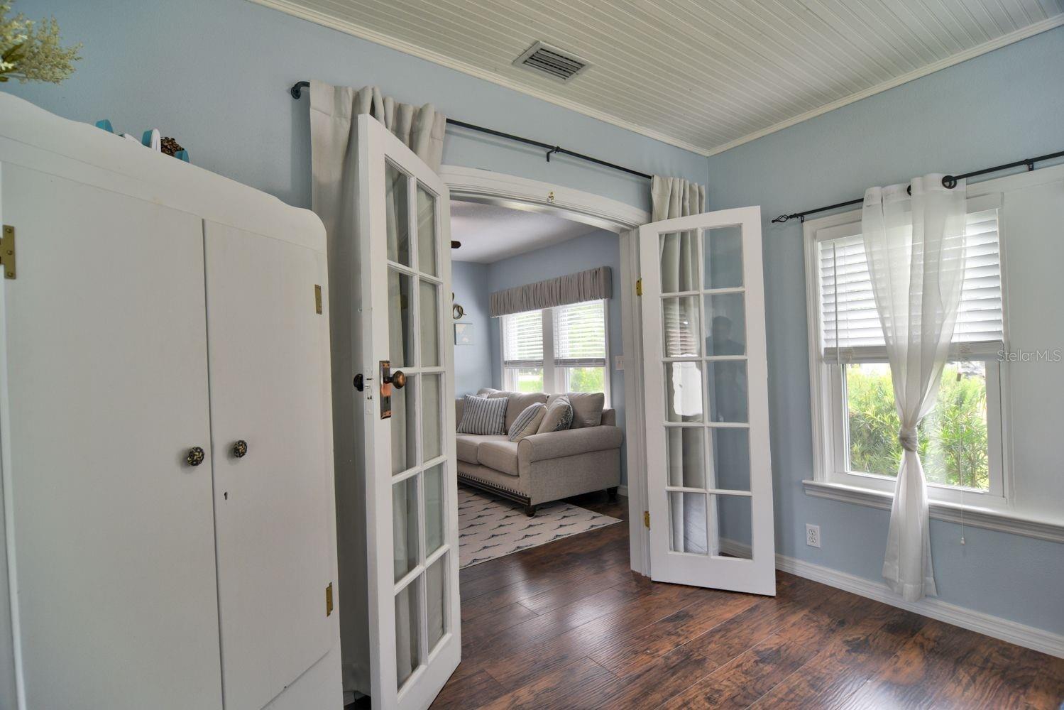 318 34TH ST W — photo 29