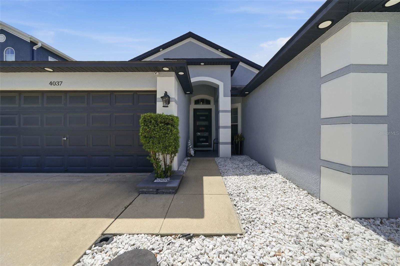 4037 WARWICK HILLS DR — photo 3