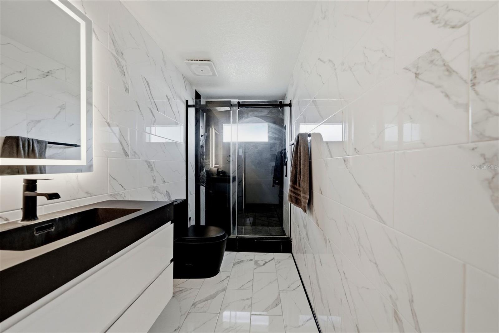 4037 WARWICK HILLS DR — photo 30