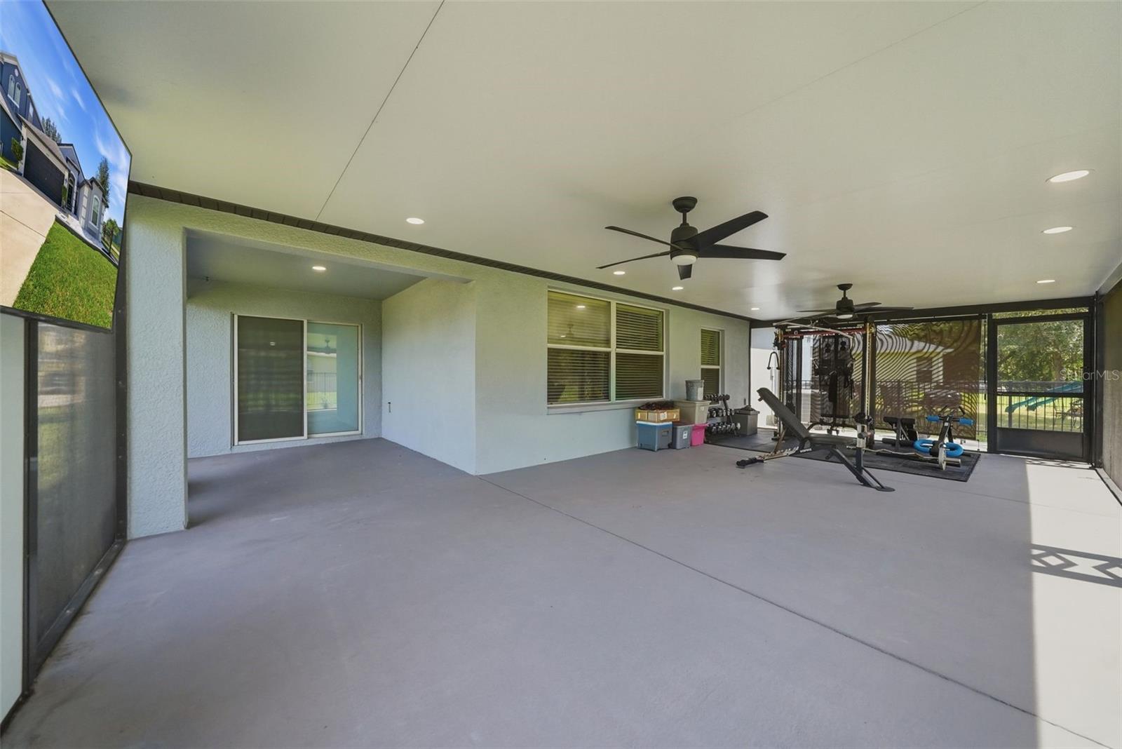 4037 WARWICK HILLS DR — photo 23