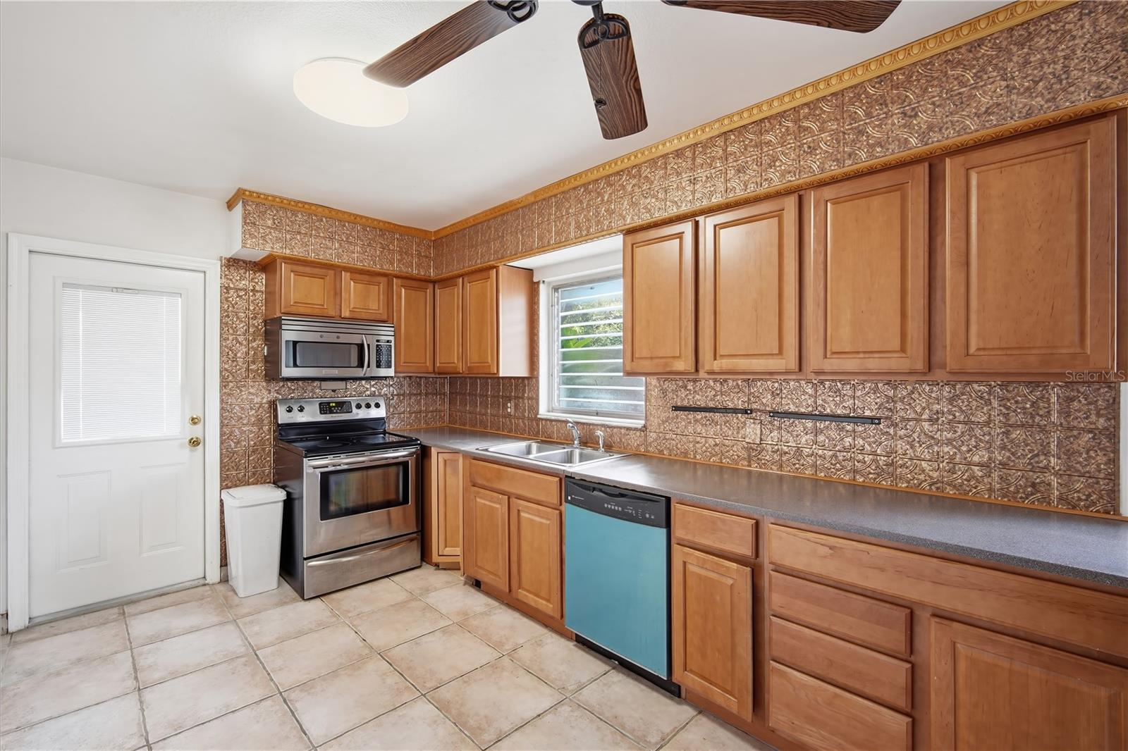 3106 W BRADDOCK ST — photo 5