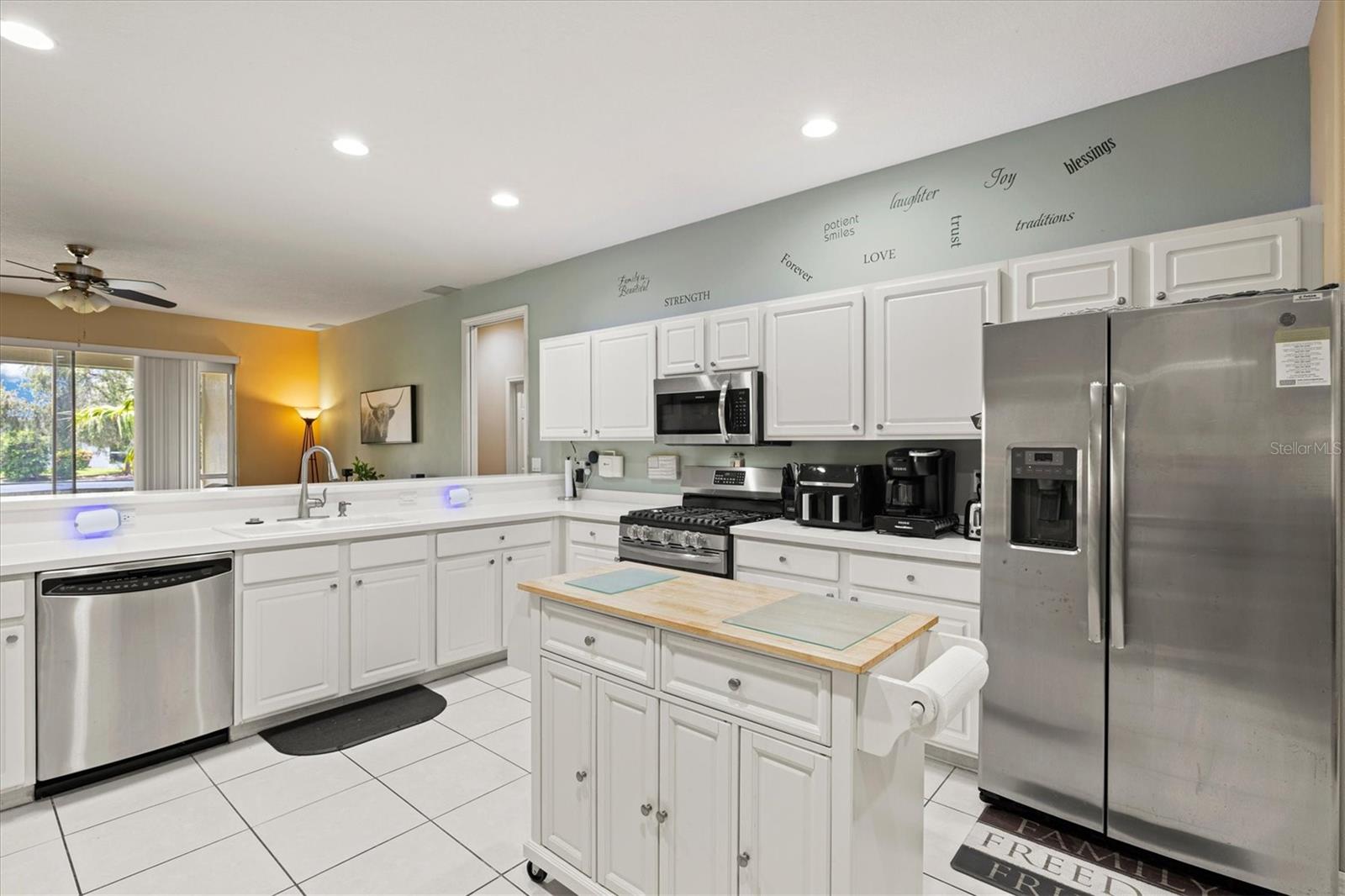 6252 DONNINGTON CT — photo 15