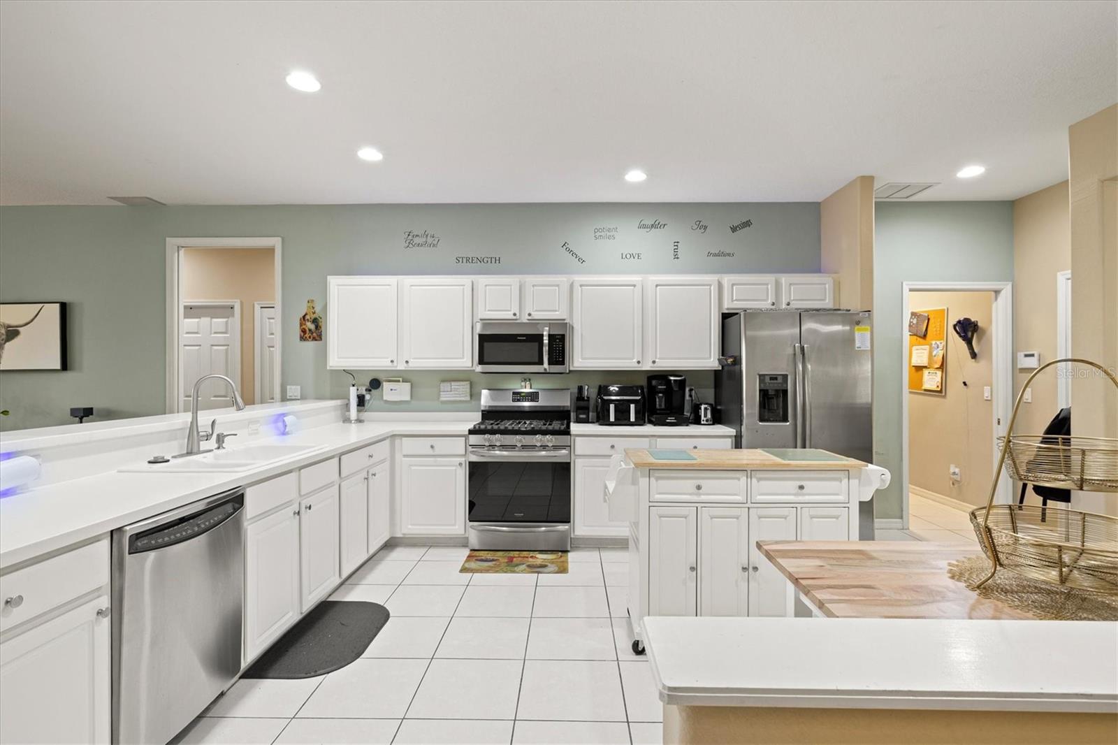 6252 DONNINGTON CT — photo 11