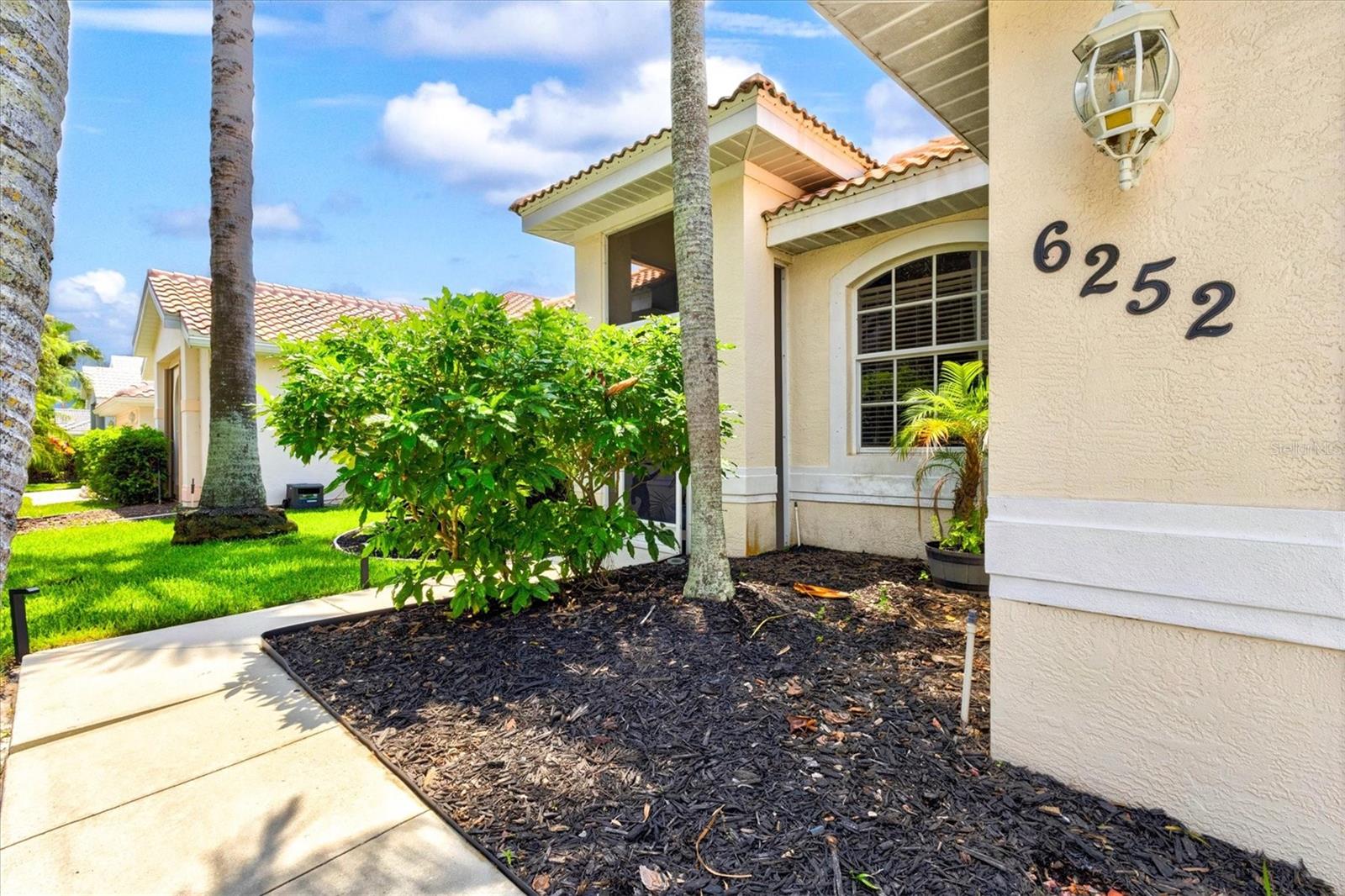 6252 DONNINGTON CT — photo 3