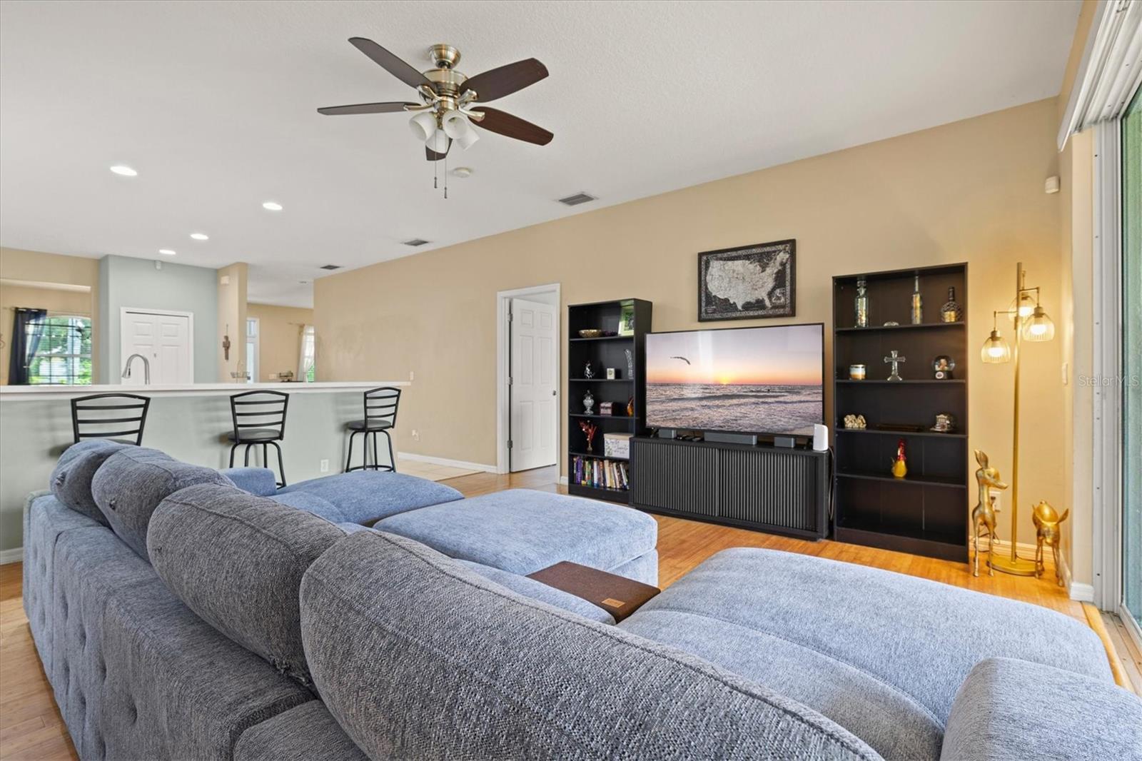 6252 DONNINGTON CT — photo 21