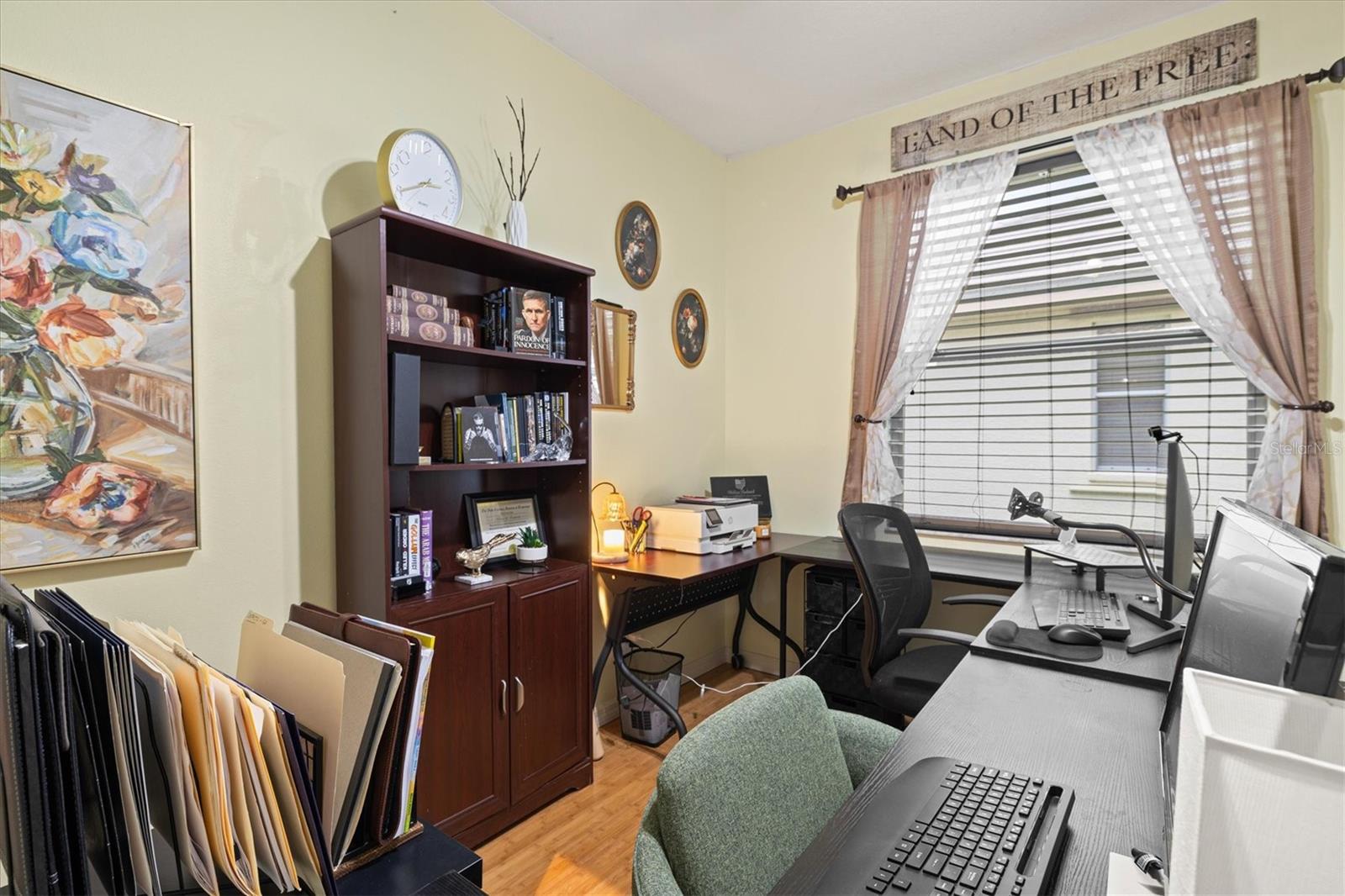 6252 DONNINGTON CT — photo 37