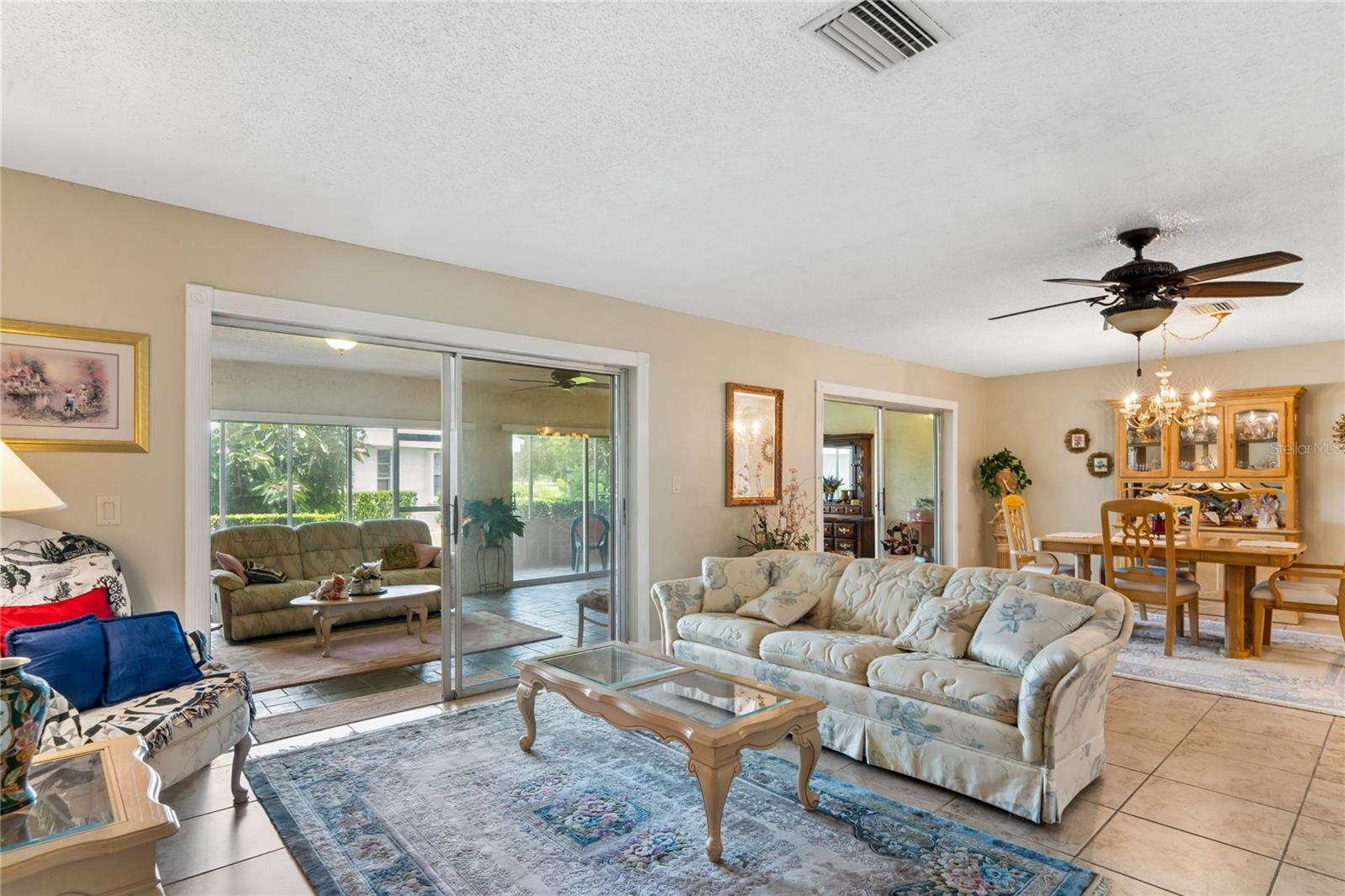 1520 PALMER CT — photo 8