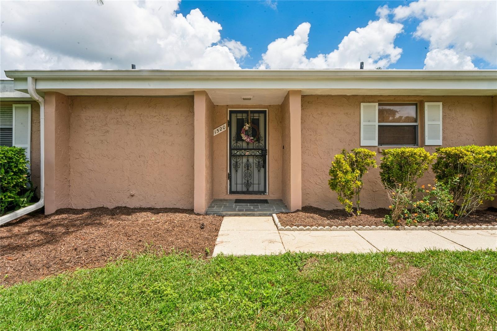 1520 PALMER CT — photo 3