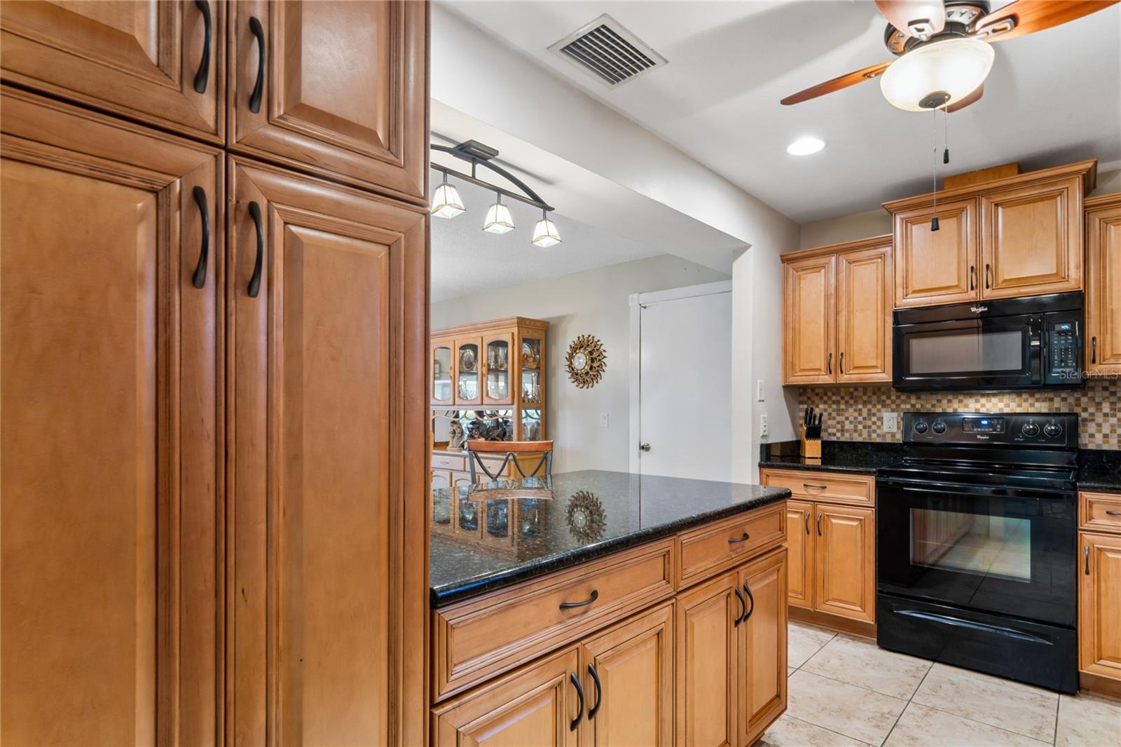 1520 PALMER CT — photo 14