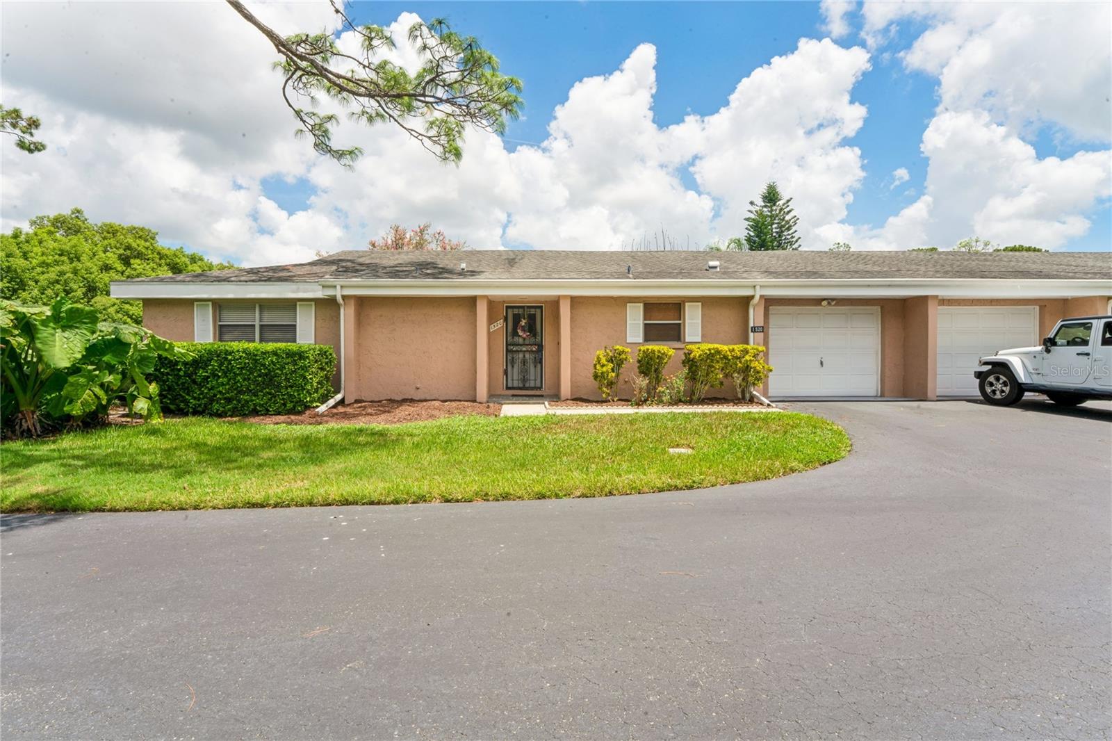 1520 PALMER CT — photo 2