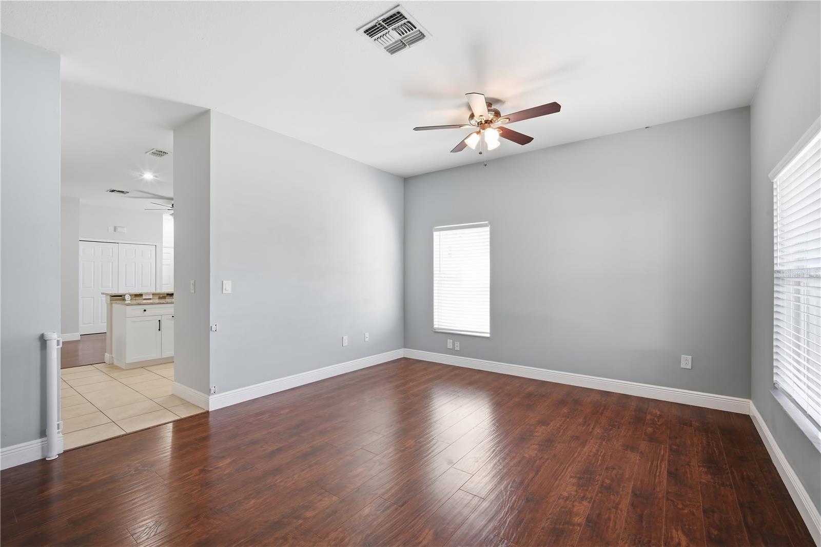 7605 N DIXON AVE — photo 19