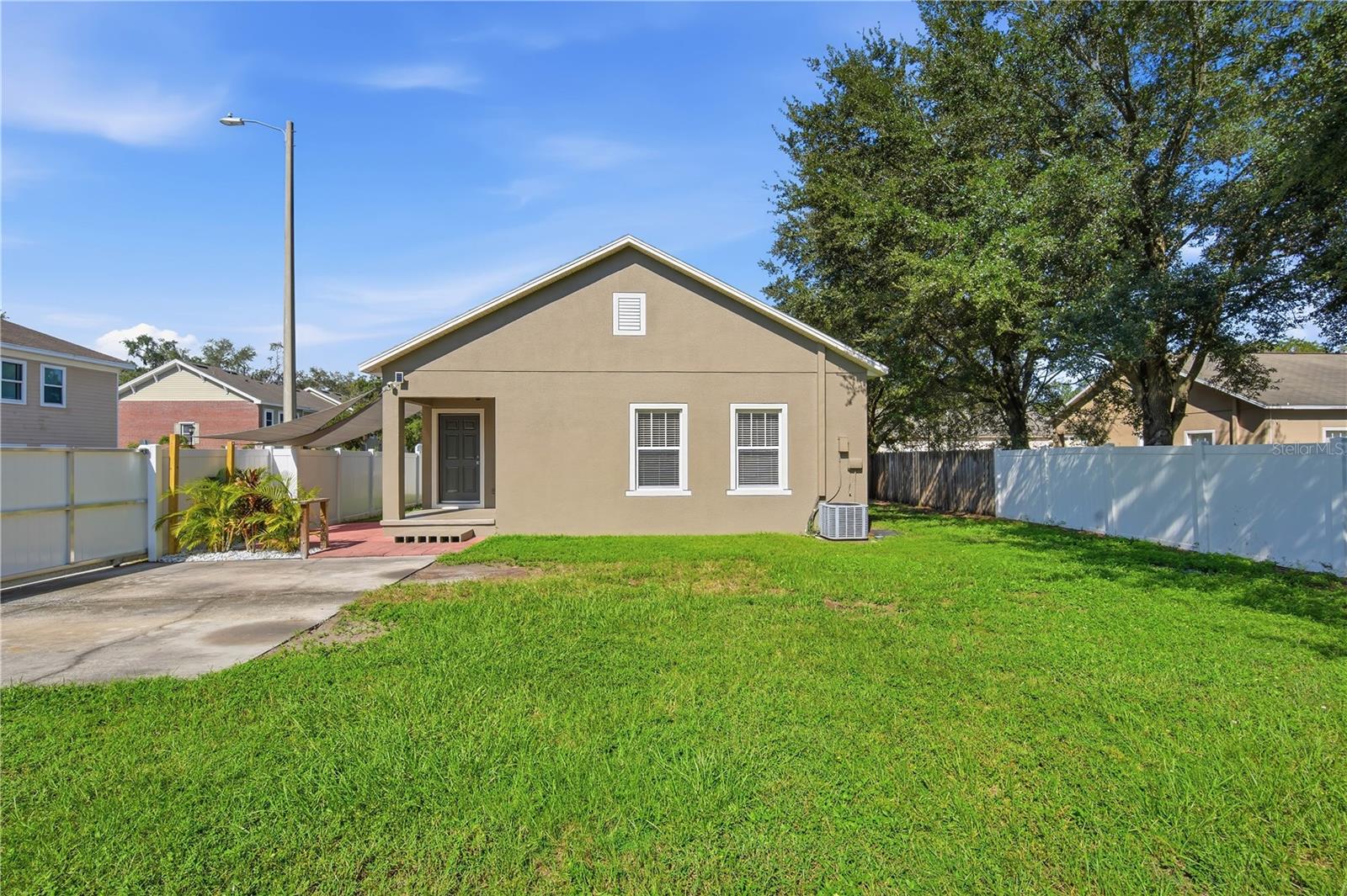 7605 N DIXON AVE — photo 23