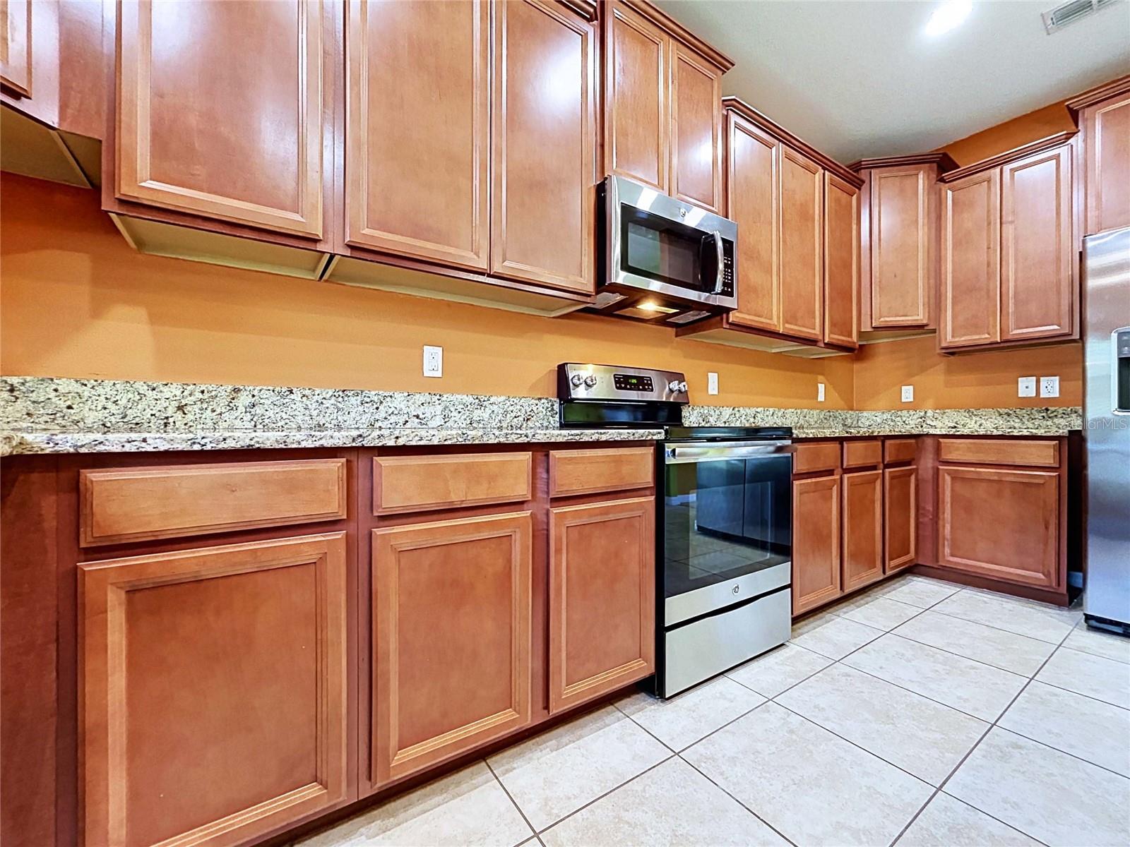18607 BRIAR OAKS DR — photo 29