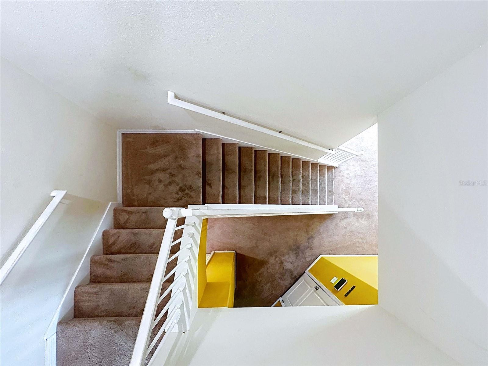 18607 BRIAR OAKS DR — photo 32