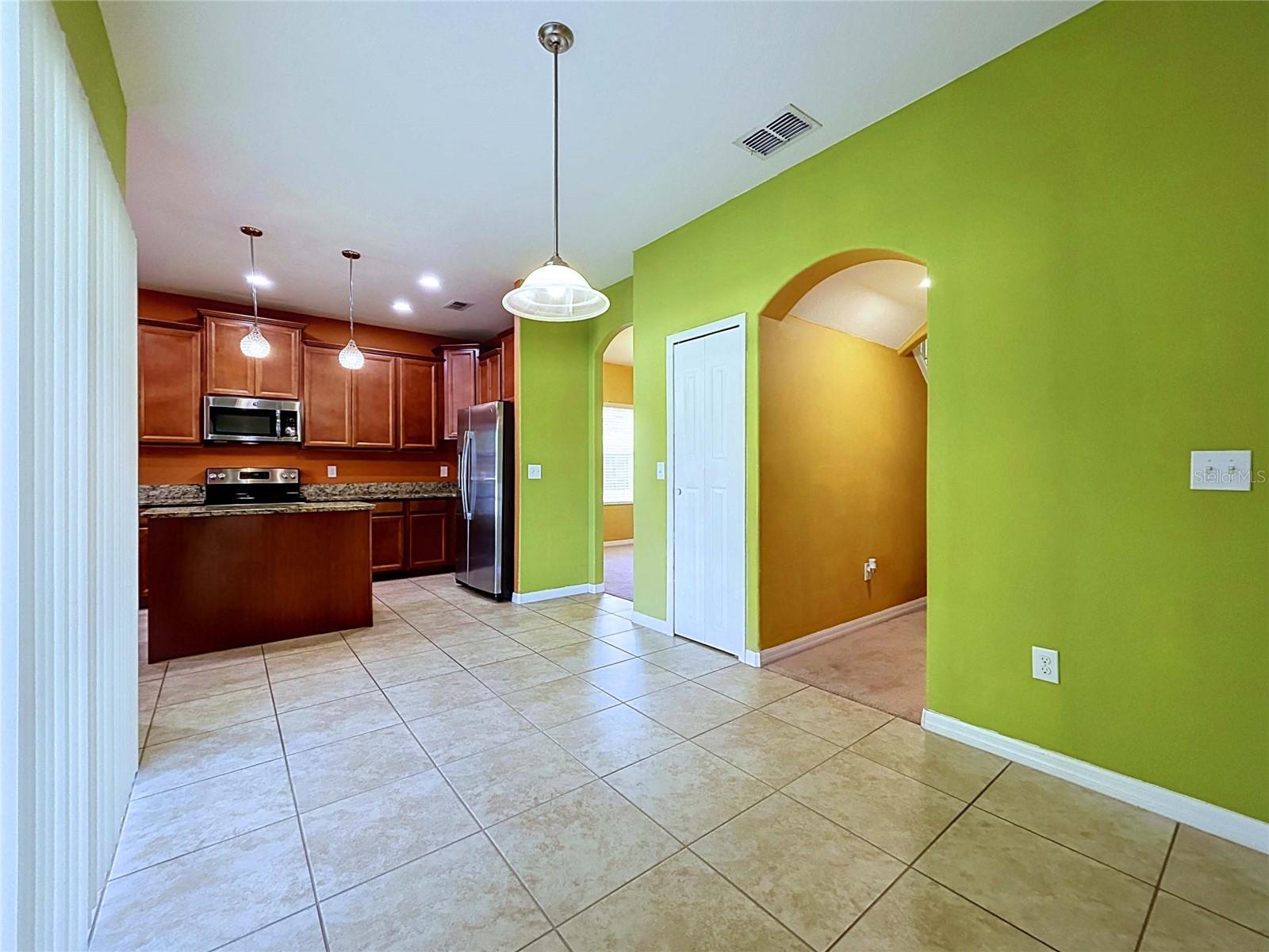 18607 BRIAR OAKS DR — photo 24
