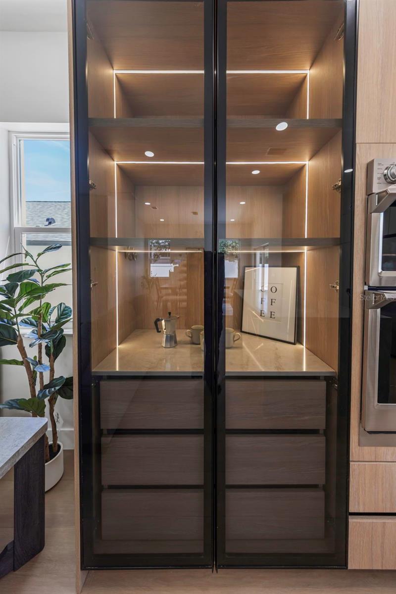 617 FOLSOM ST S — photo 45