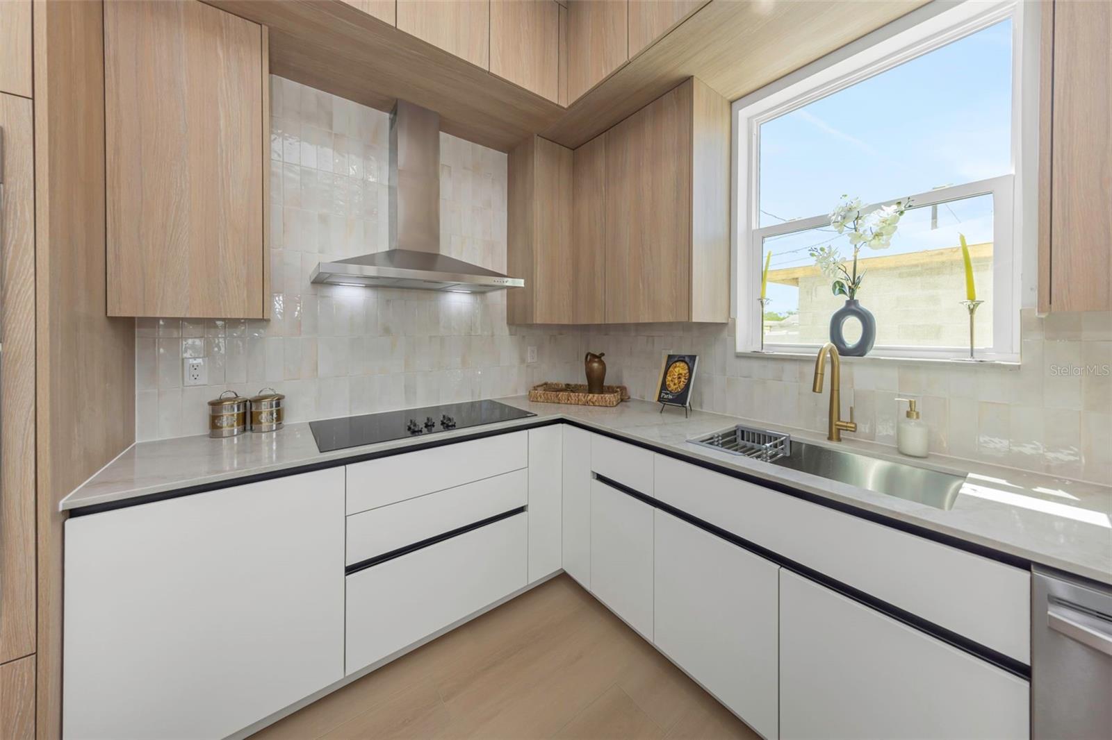617 FOLSOM ST S — photo 41