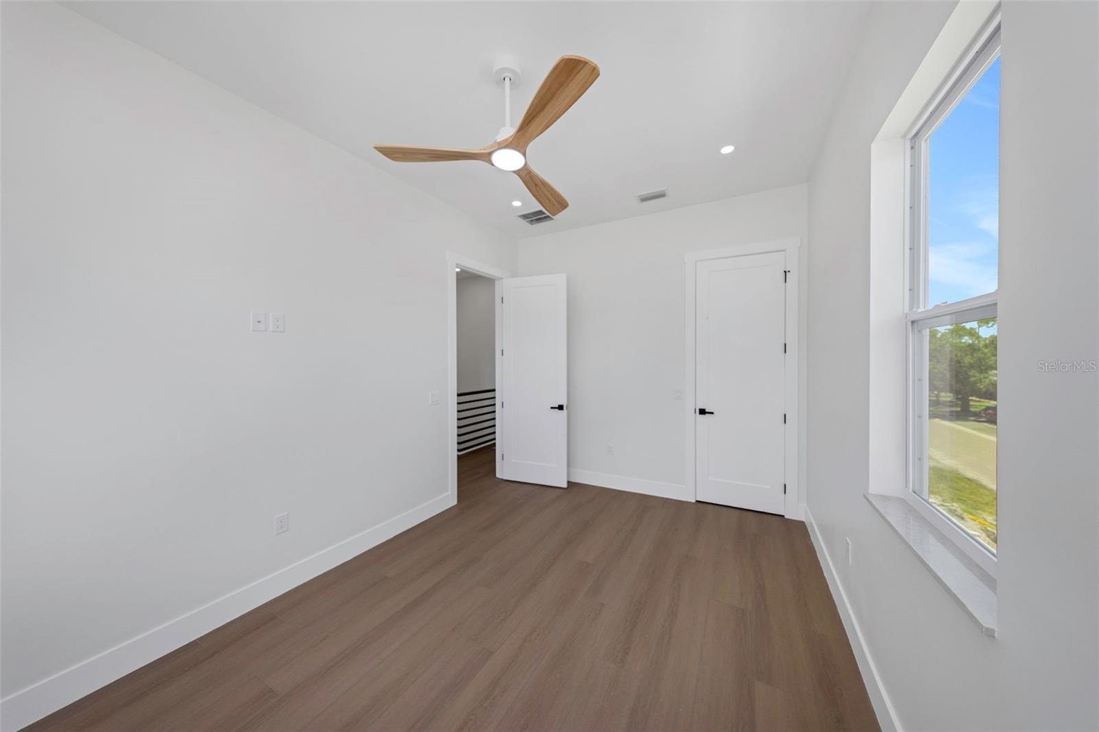 617 FOLSOM ST S — photo 58