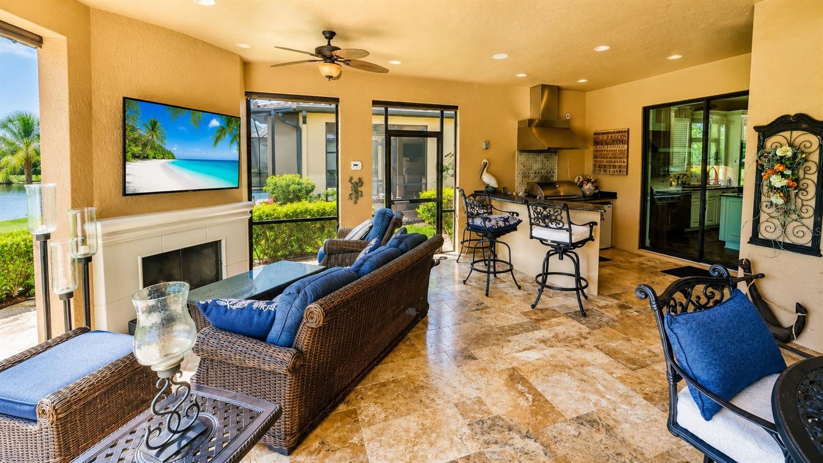 2519 VACCARO DR — photo 34
