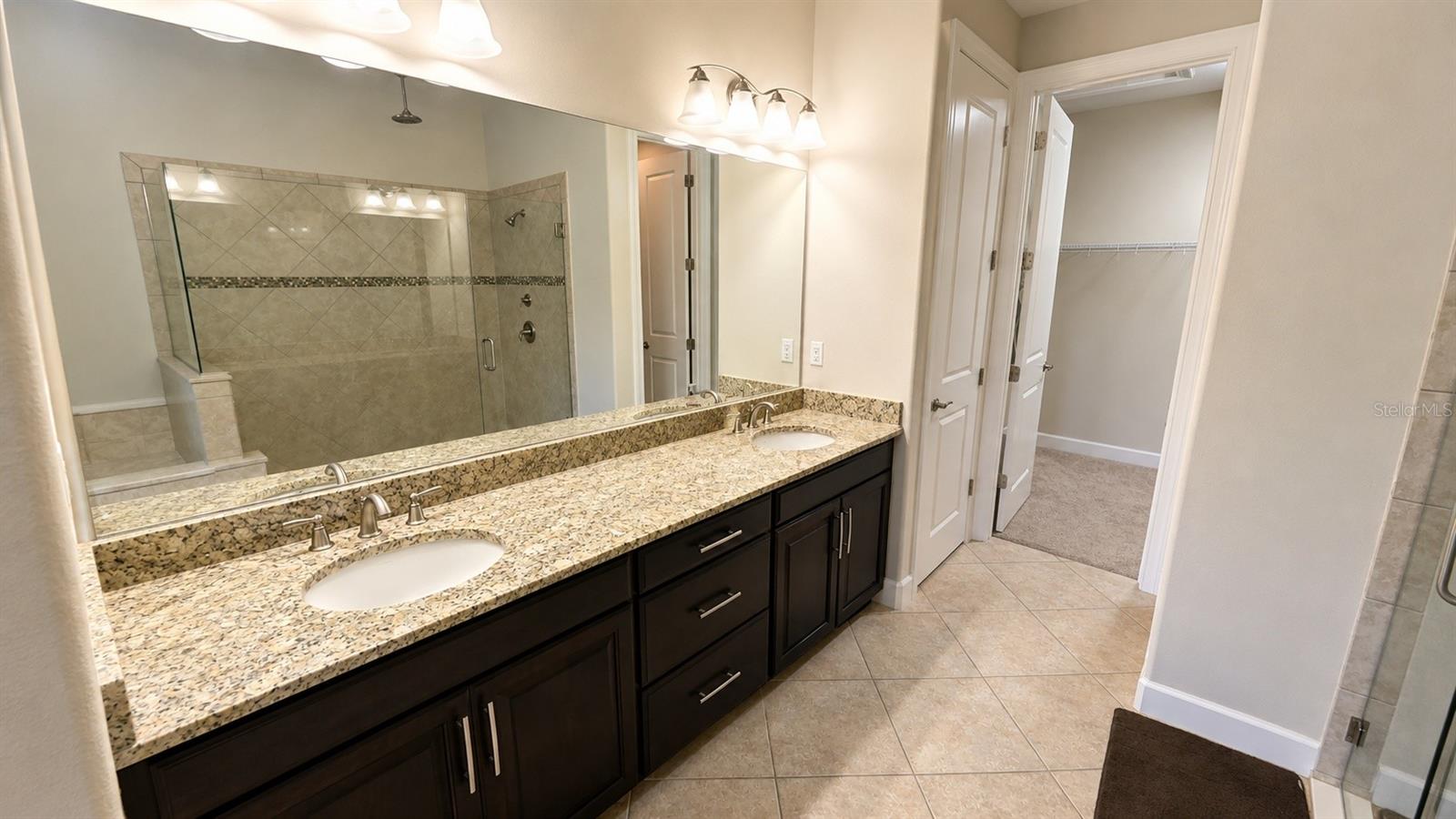 2519 VACCARO DR — photo 18
