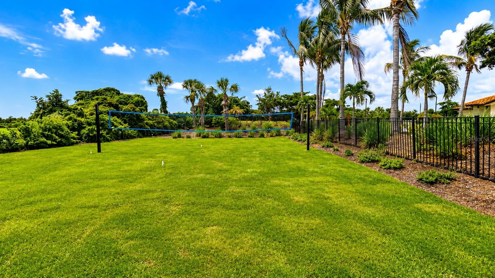 2519 VACCARO DR — photo 44