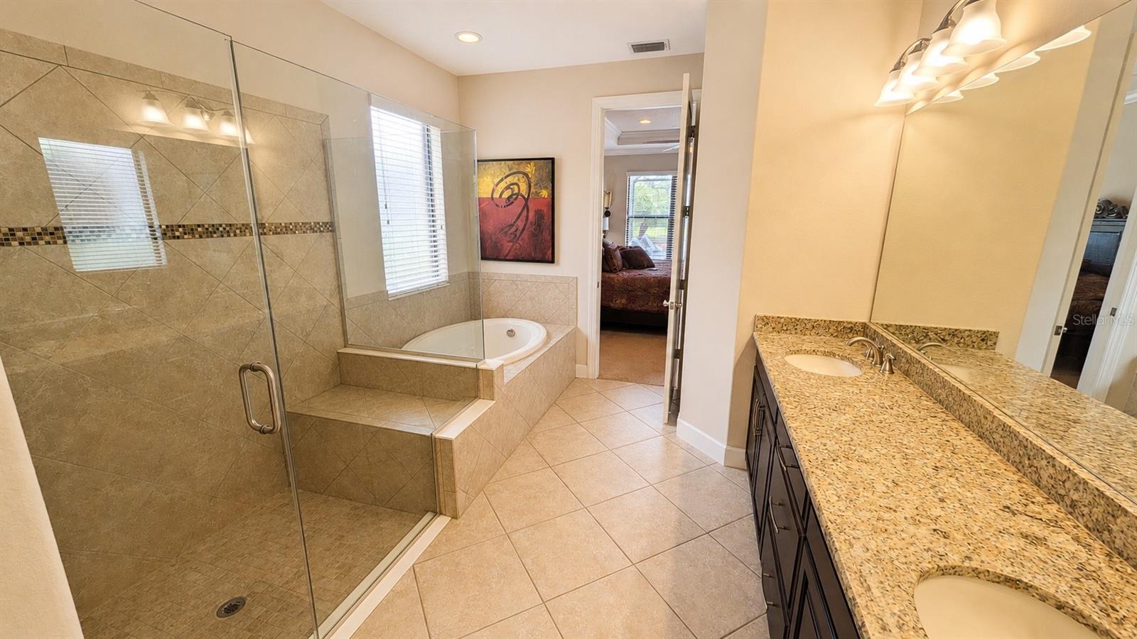 2519 VACCARO DR — photo 17
