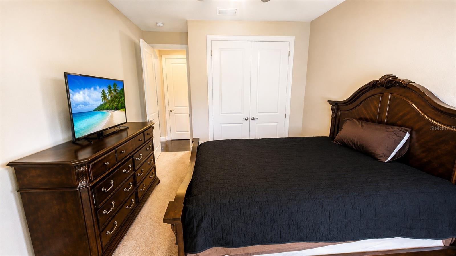 2519 VACCARO DR — photo 27