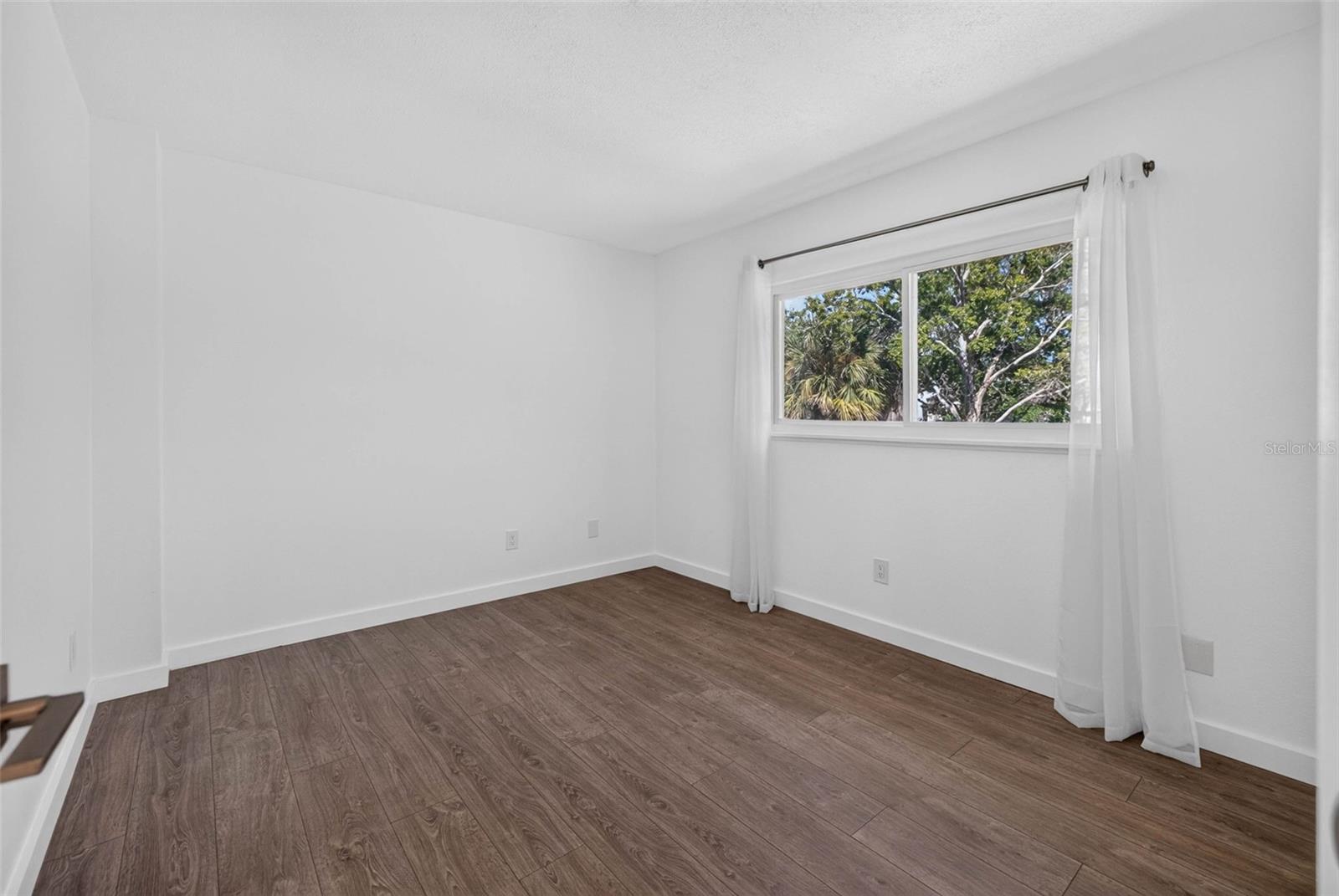 1300 PLEASANT WAY S — photo 29