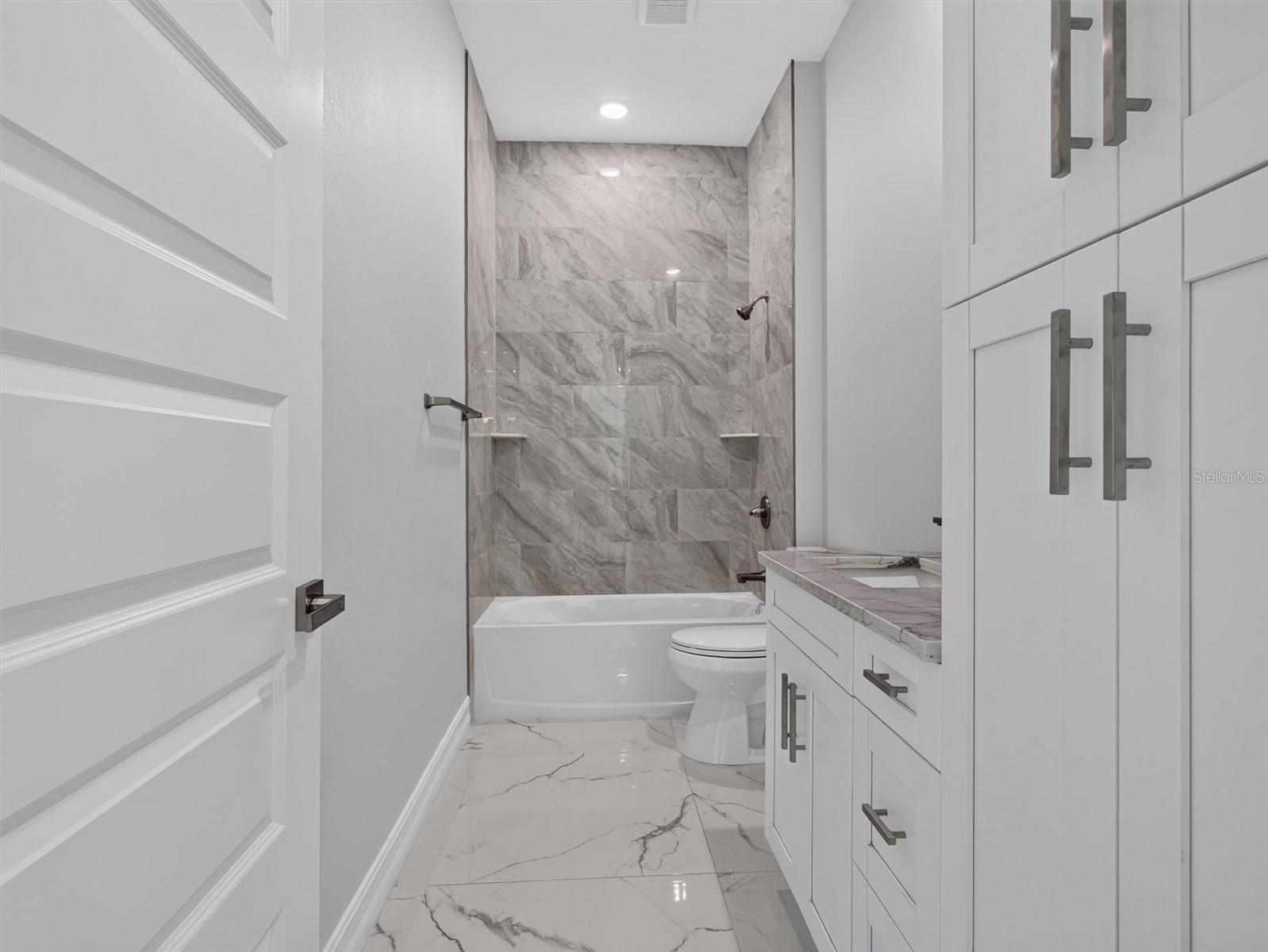 2302 ALLEN DR — photo 16