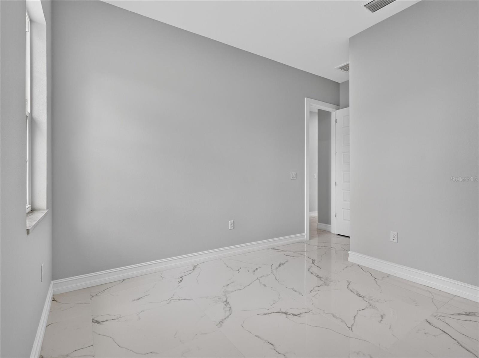 2302 ALLEN DR — photo 40