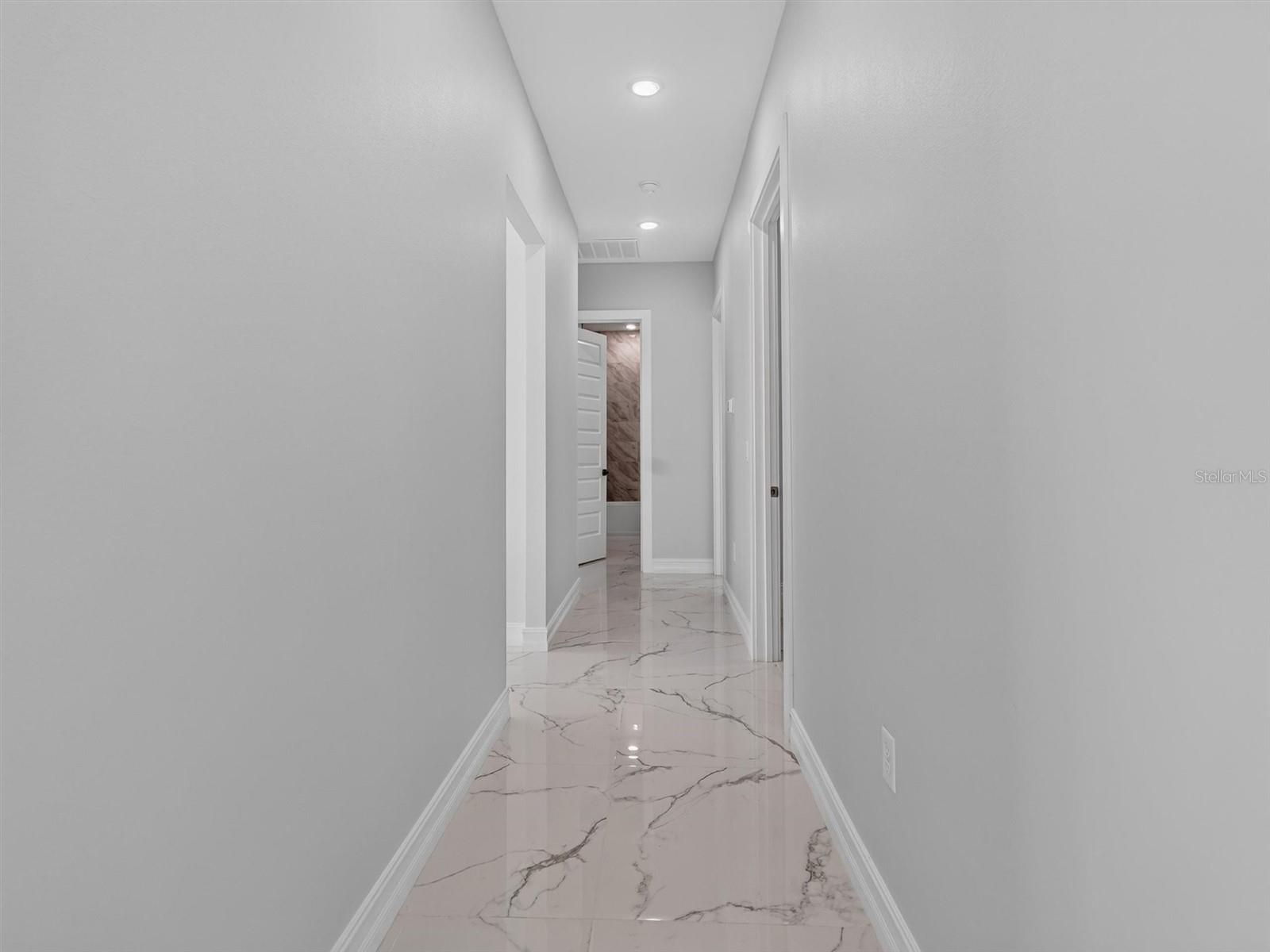 2302 ALLEN DR — photo 18