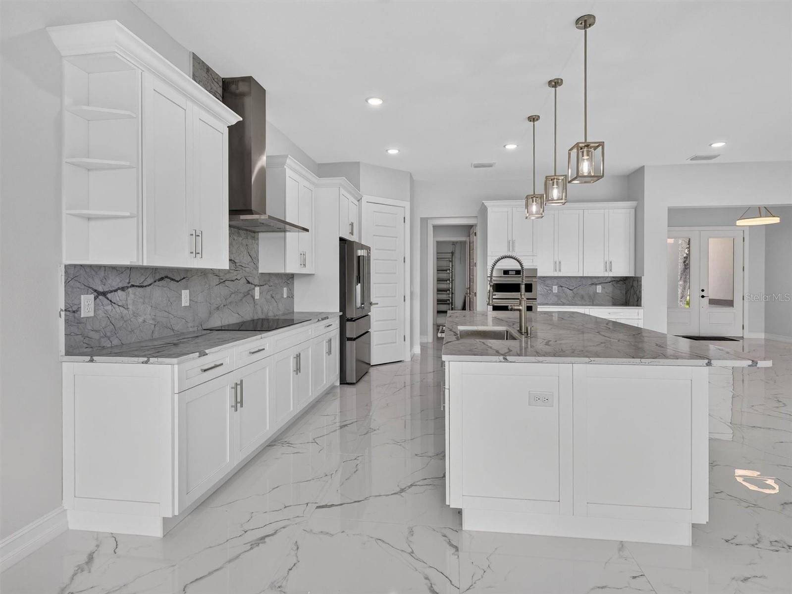 2302 ALLEN DR — photo 11