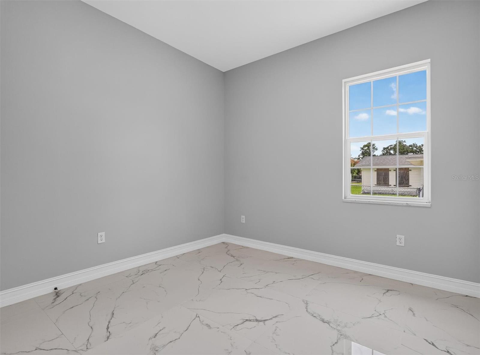 2302 ALLEN DR — photo 39