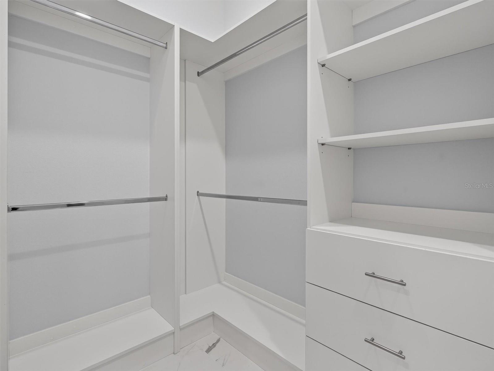2302 ALLEN DR — photo 28
