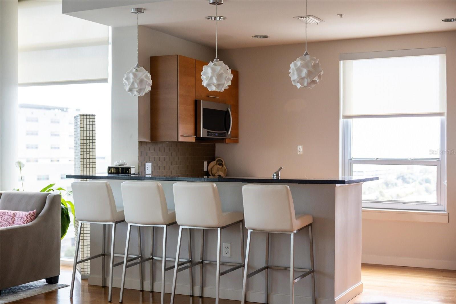 400 4TH AVE S #1004 — photo 40