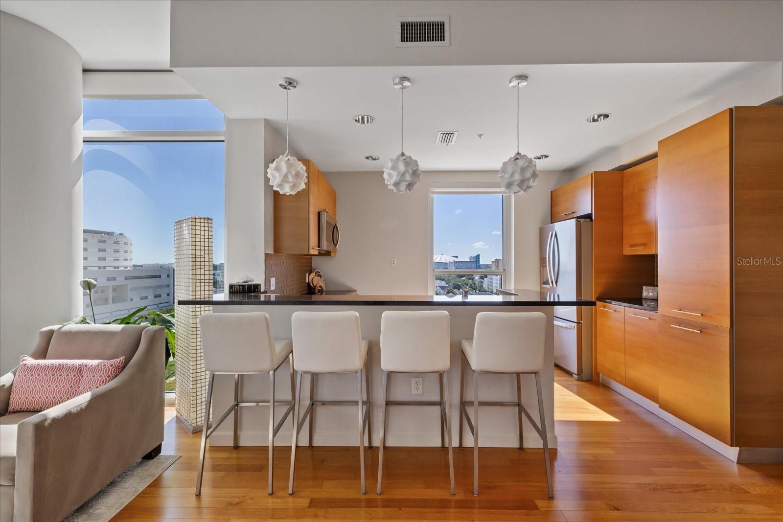 400 4TH AVE S #1004 — photo 7