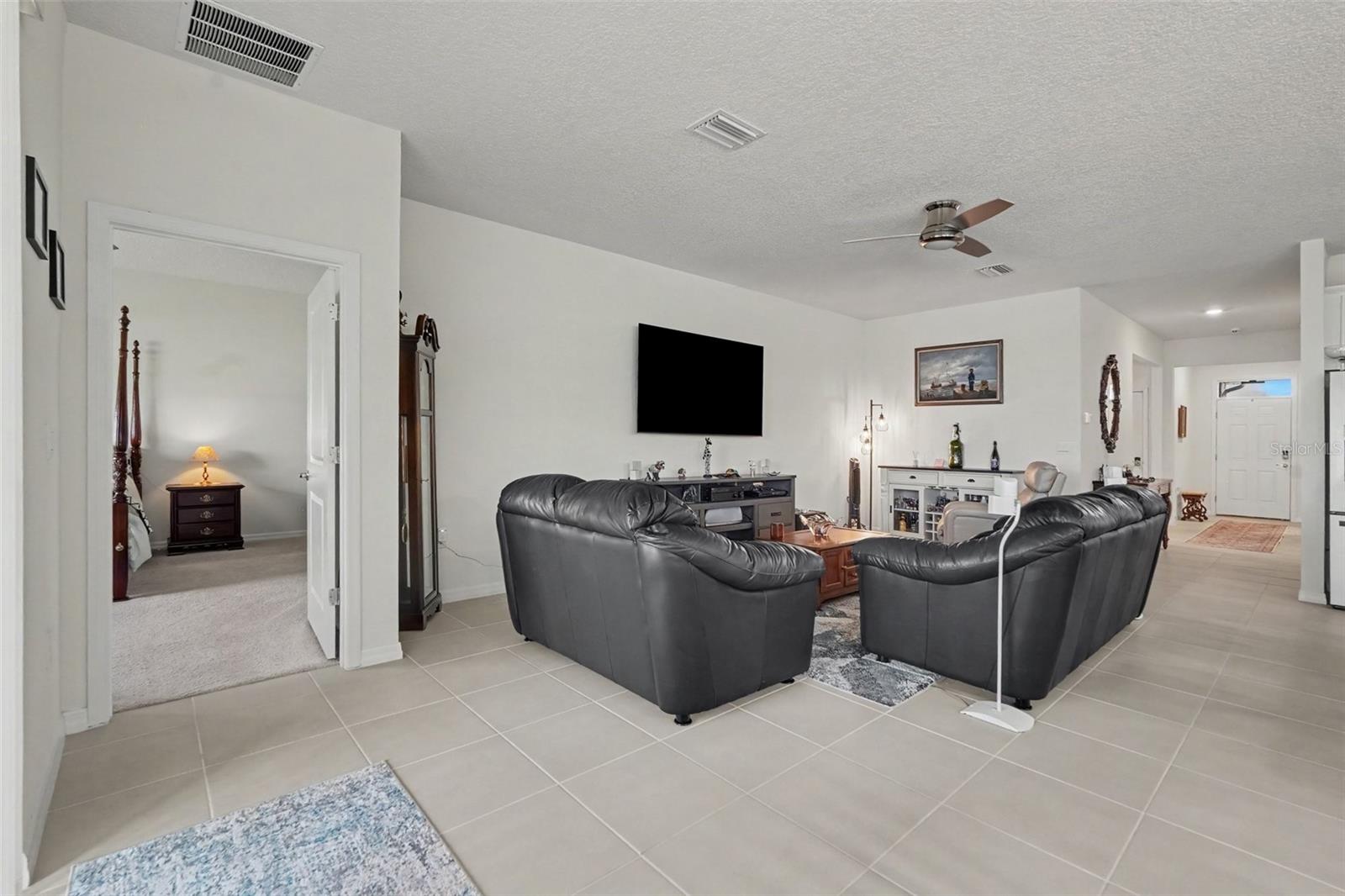 38387 SPRINGHEAD LN — photo 10