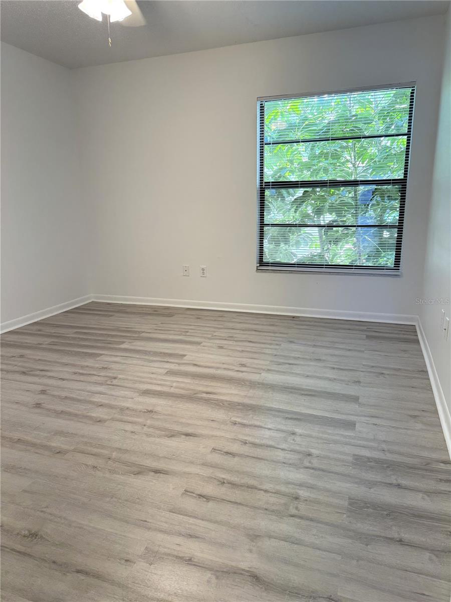 13608 S VILLAGE DR #8203 — photo 17