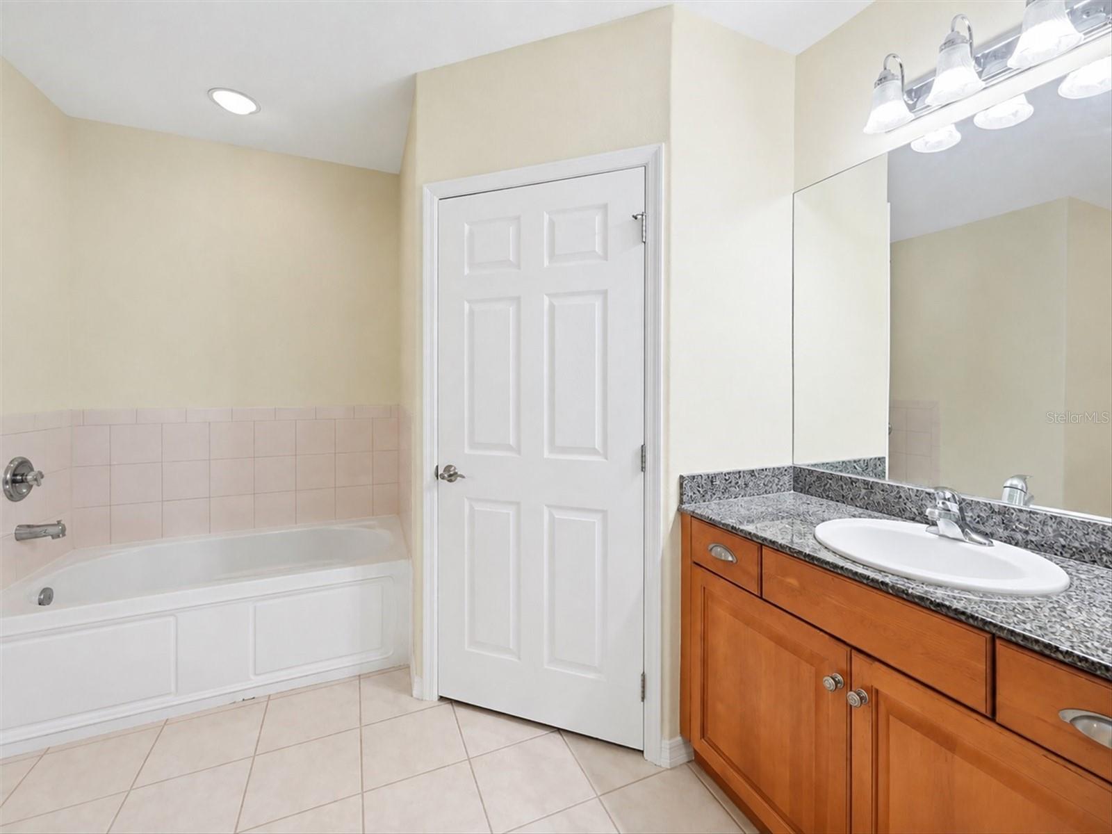 3971 SQUARE EAST LN #8 — photo 18