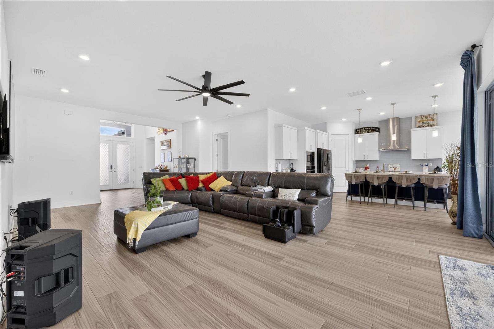 8634 DRUMMER PLANK DR — photo 11