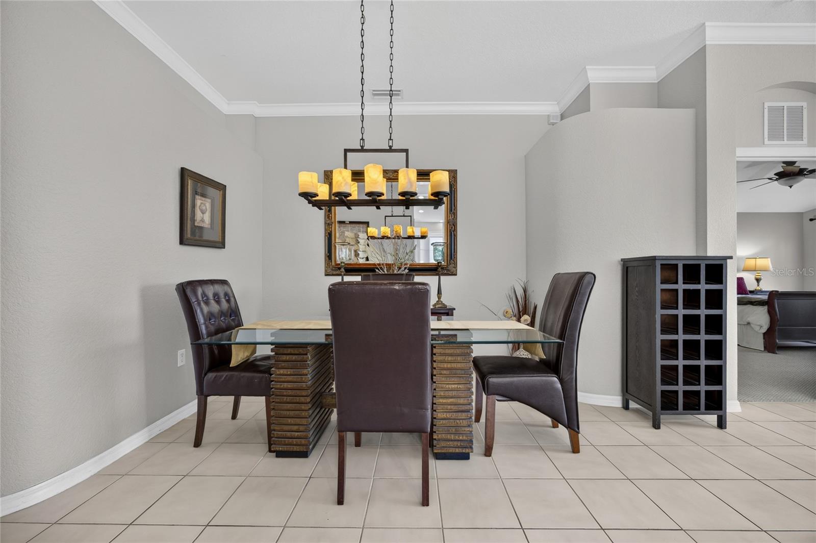 1550 SCARLETT AVE — photo 4