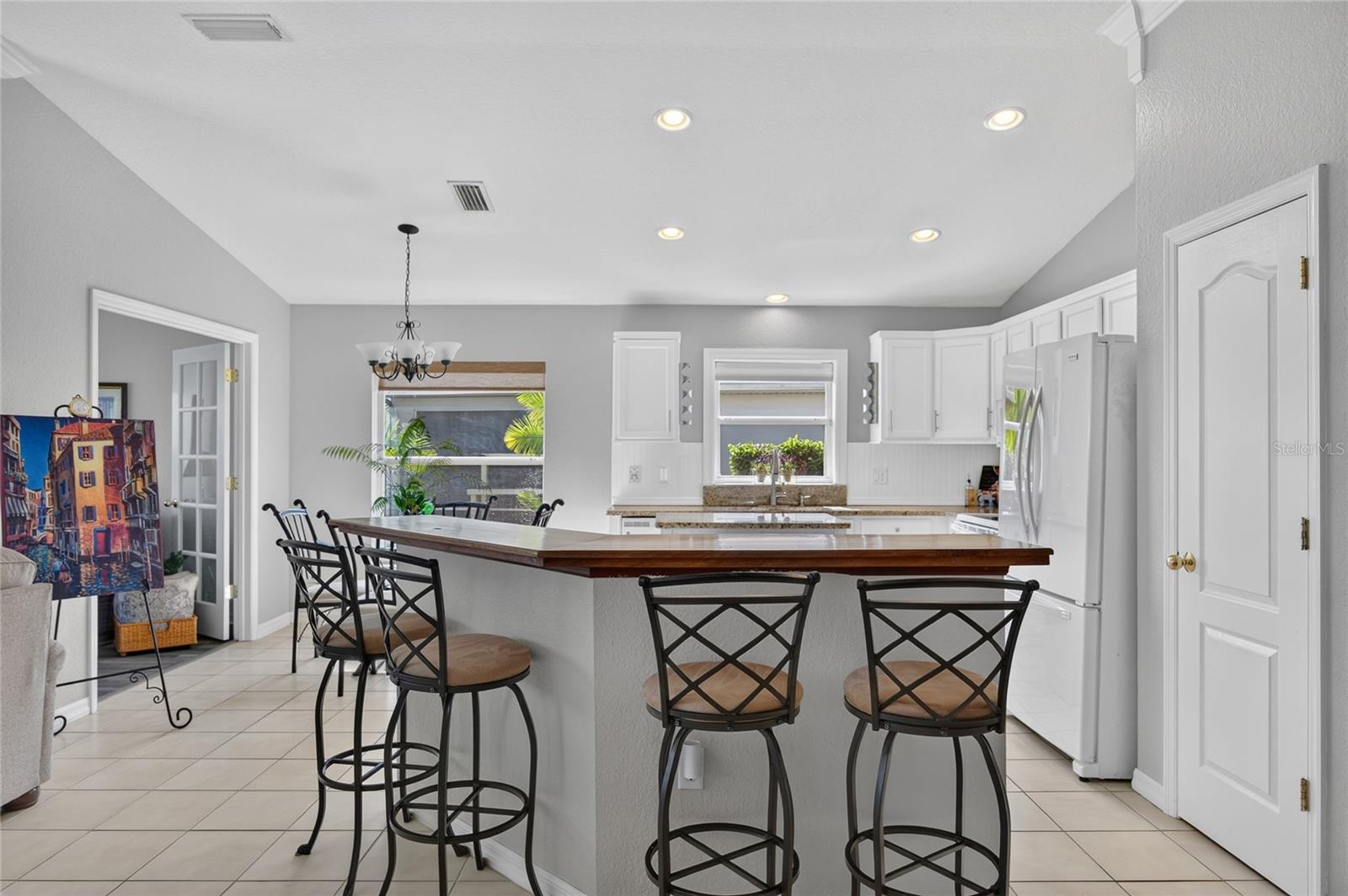 1550 SCARLETT AVE — photo 11