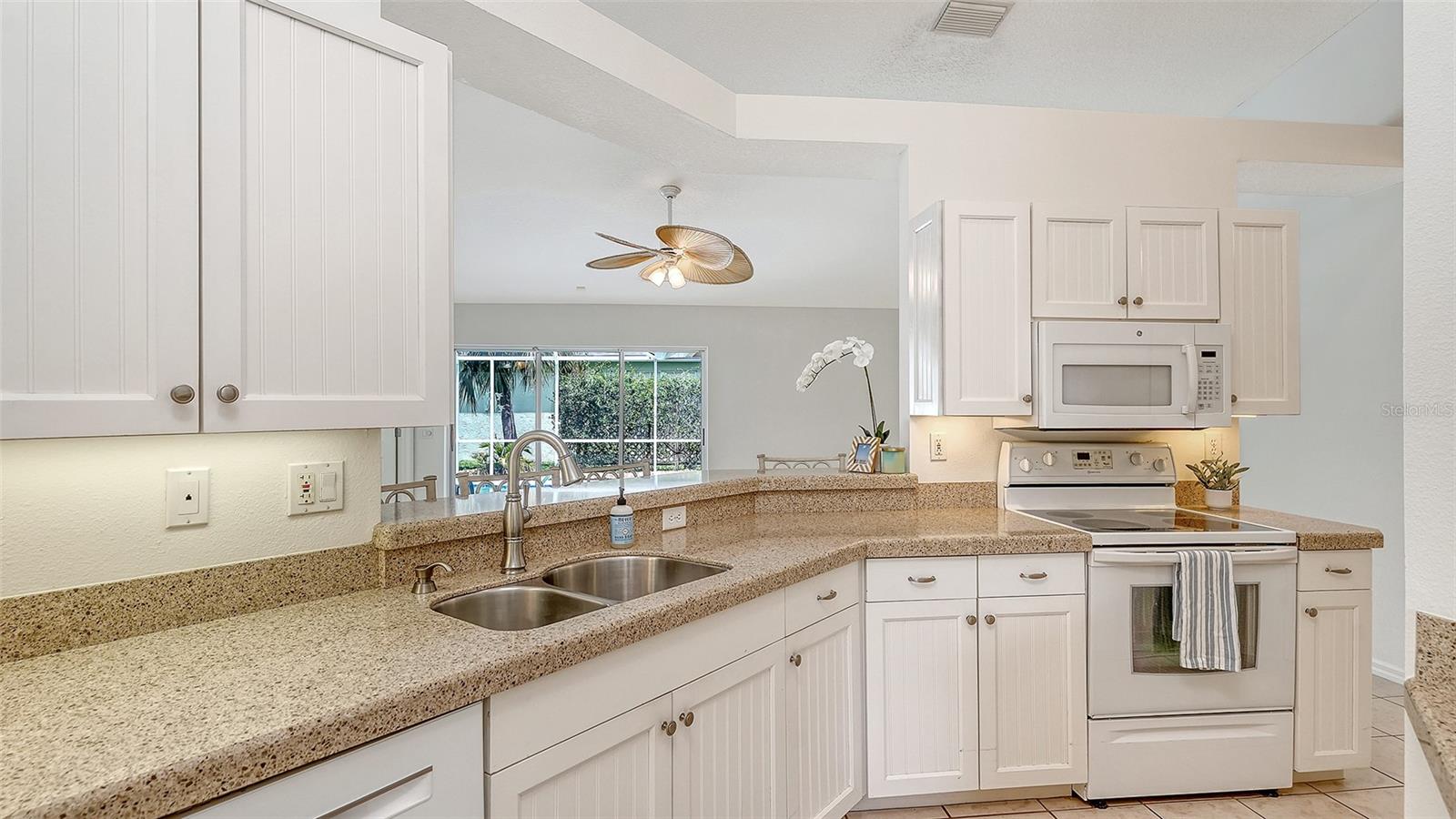 23 ARBOR OAKS DR — photo 12