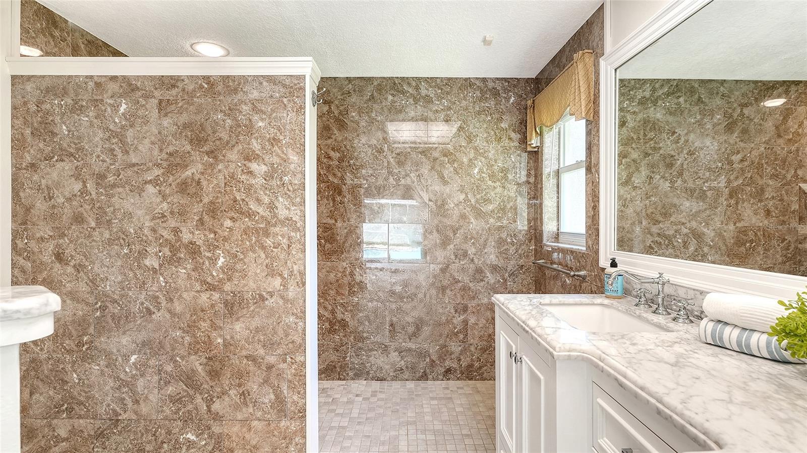 23 ARBOR OAKS DR — photo 19