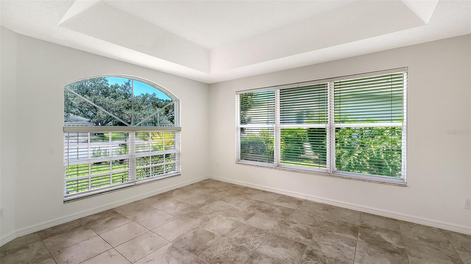 23 ARBOR OAKS DR — photo 5